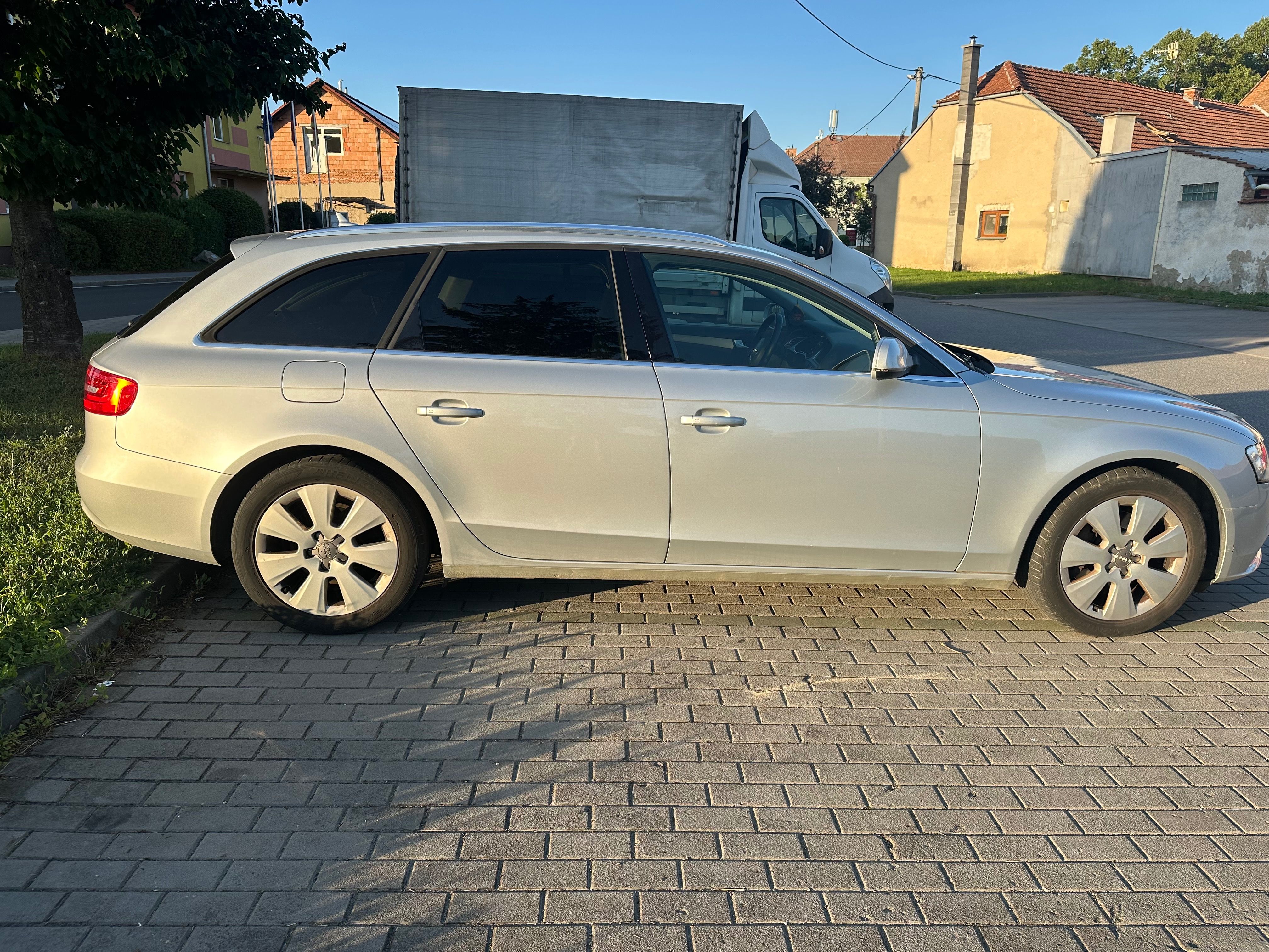 Audi A4 Avant, 3,0 TDI 180kW - fotka 6