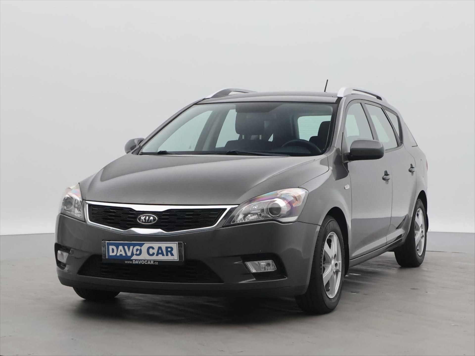 Kia Cee´d, 1,4 CVVT 77kW Sport CZ - fotka 3