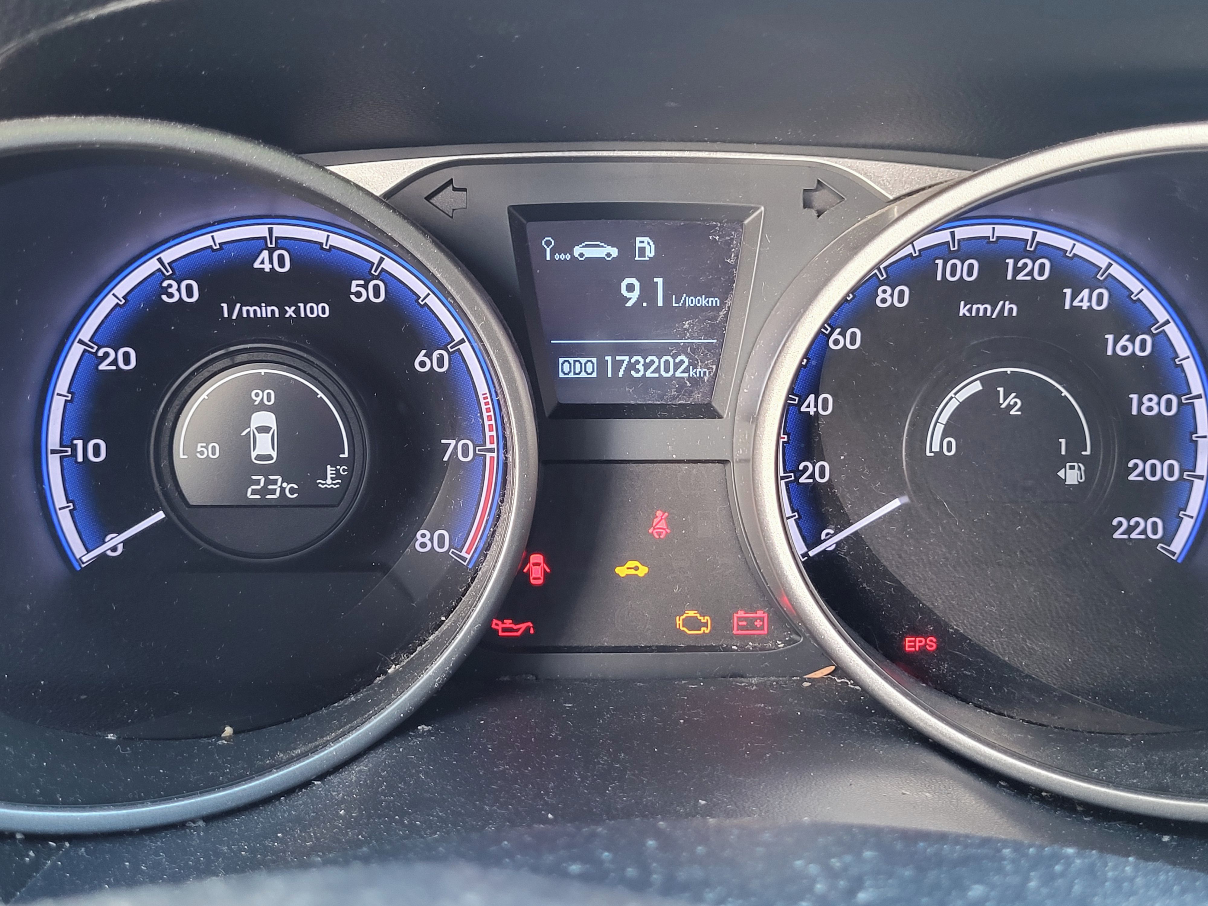 Hyundai ix35, STK 02/2026, první majitel - fotka 2
