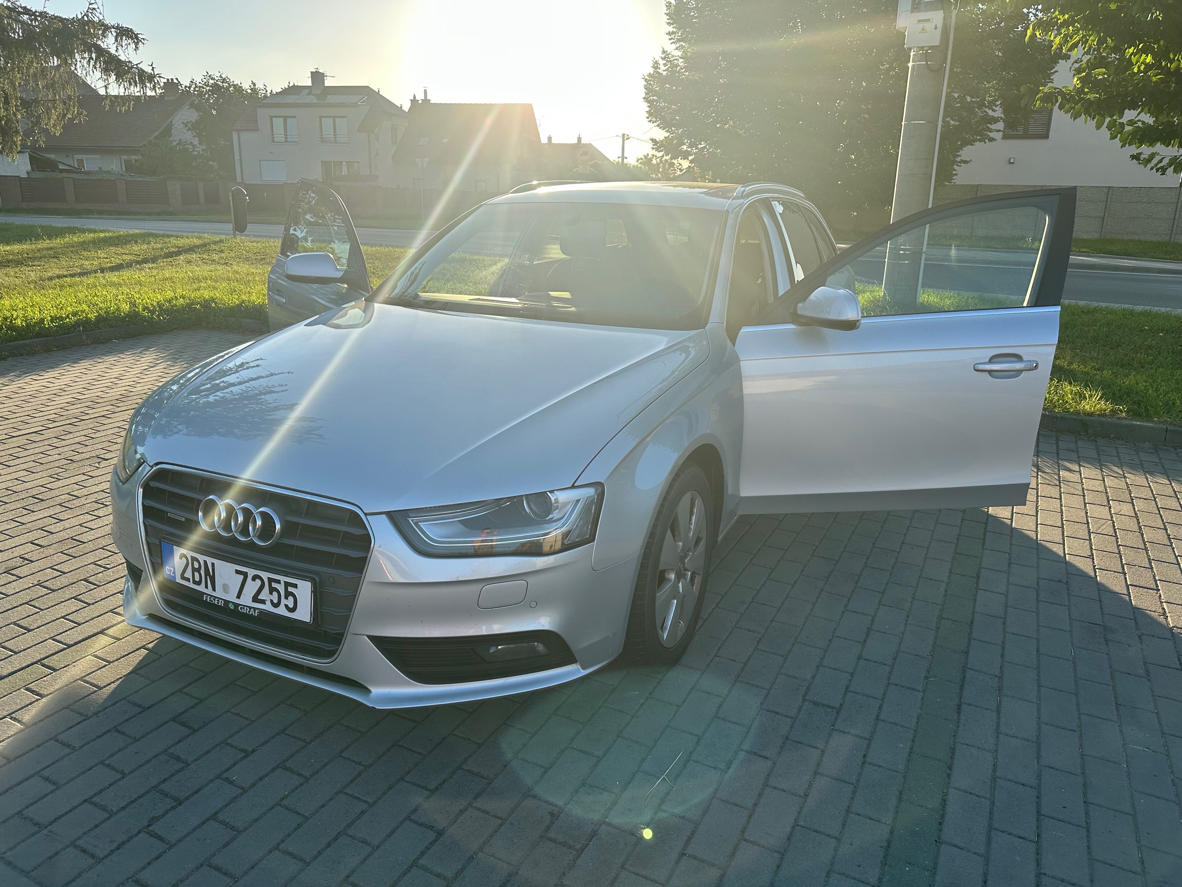 Audi A4 Avant, 3,0 TDI 180kW - fotka 5