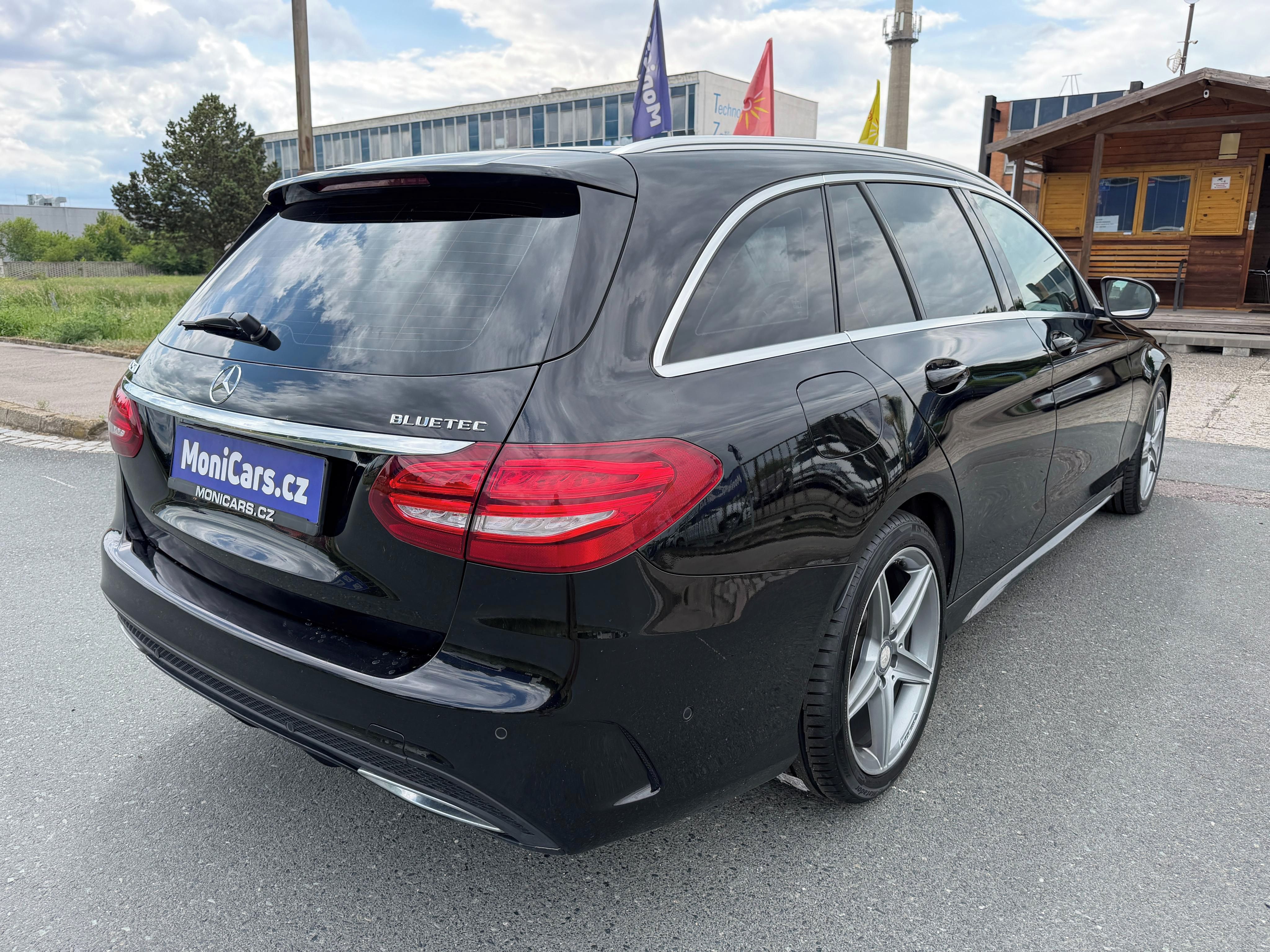 Mercedes-Benz Třídy C, 250 CDI 150kW BLUETEC 4MATIC - fotka 5