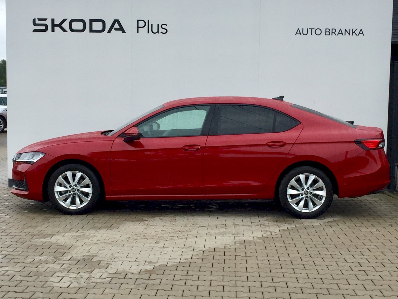 Škoda Superb, 1.5 TSI 110kW Selection DSG - fotka 3