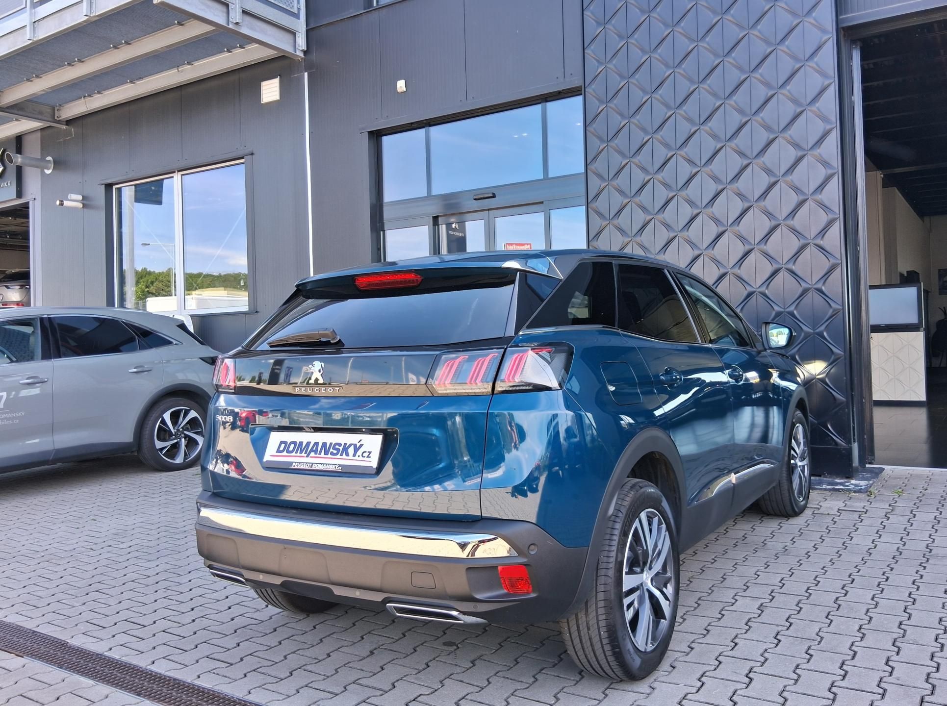 Peugeot 3008, ALLURE PACK 1.2 PT 96 kW - fotka 3