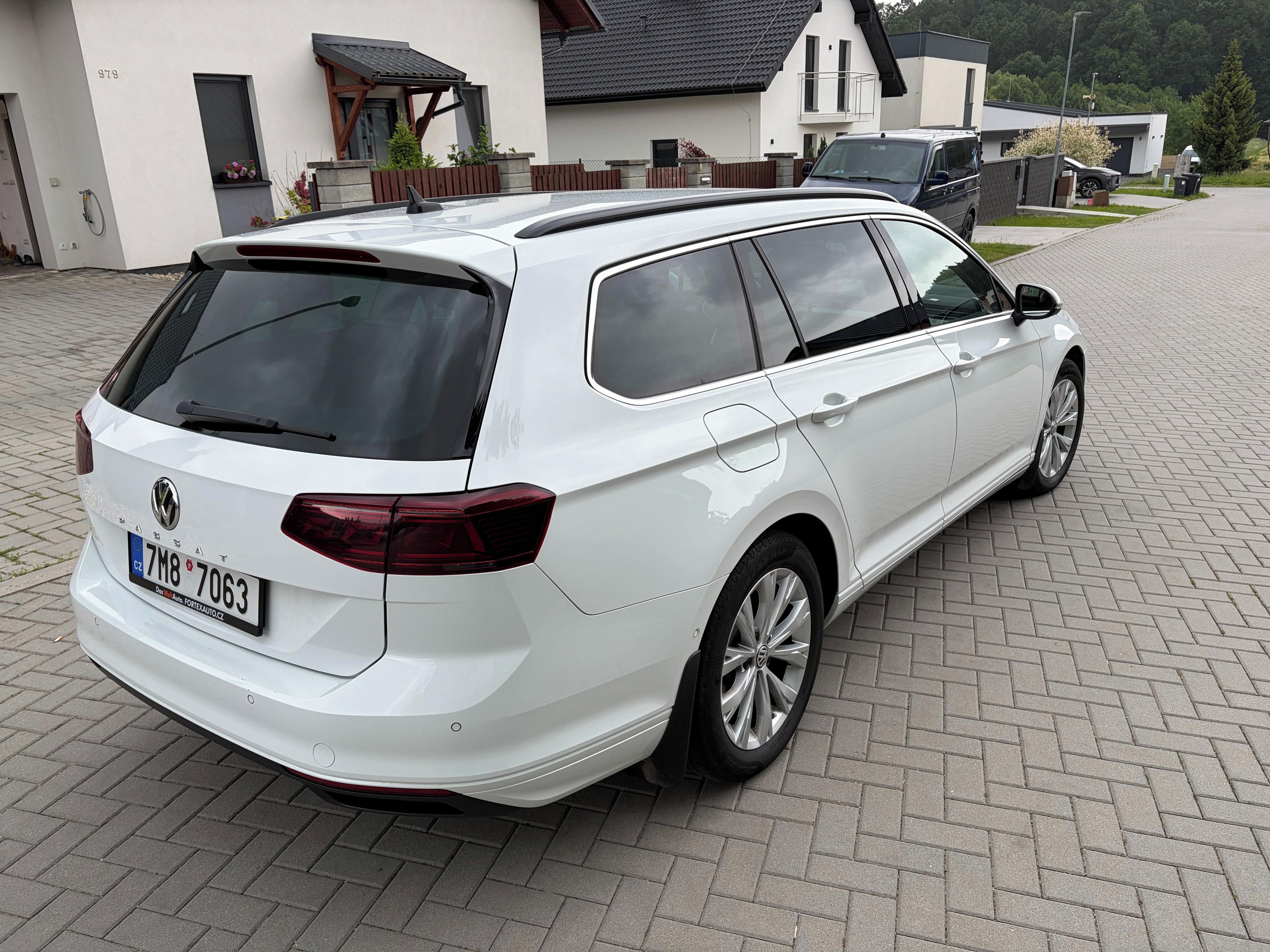 Volkswagen Passat, Volkswagen Passat 2.0 TDI140kW - fotka 6