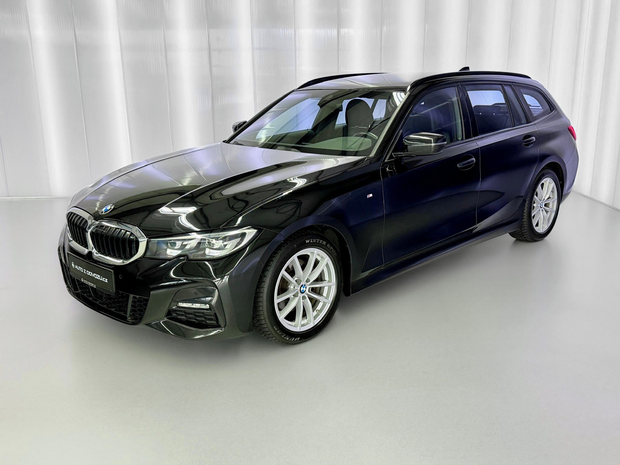 BMW Řada 3, 320d xDrive M-PAKET, ALCANTARA