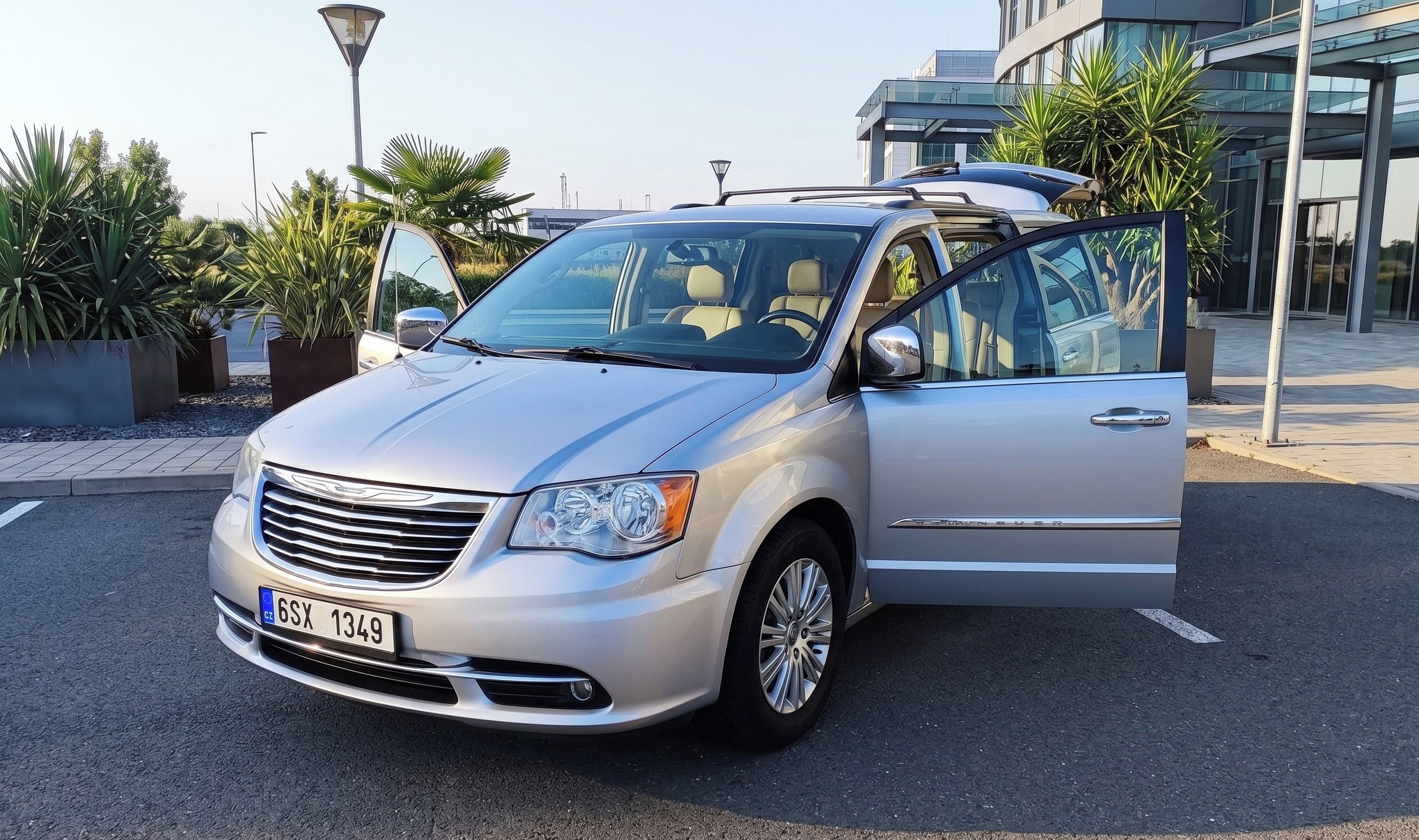 Chrysler Town & Country, 3.6 V6 Touring L, AndroidTV