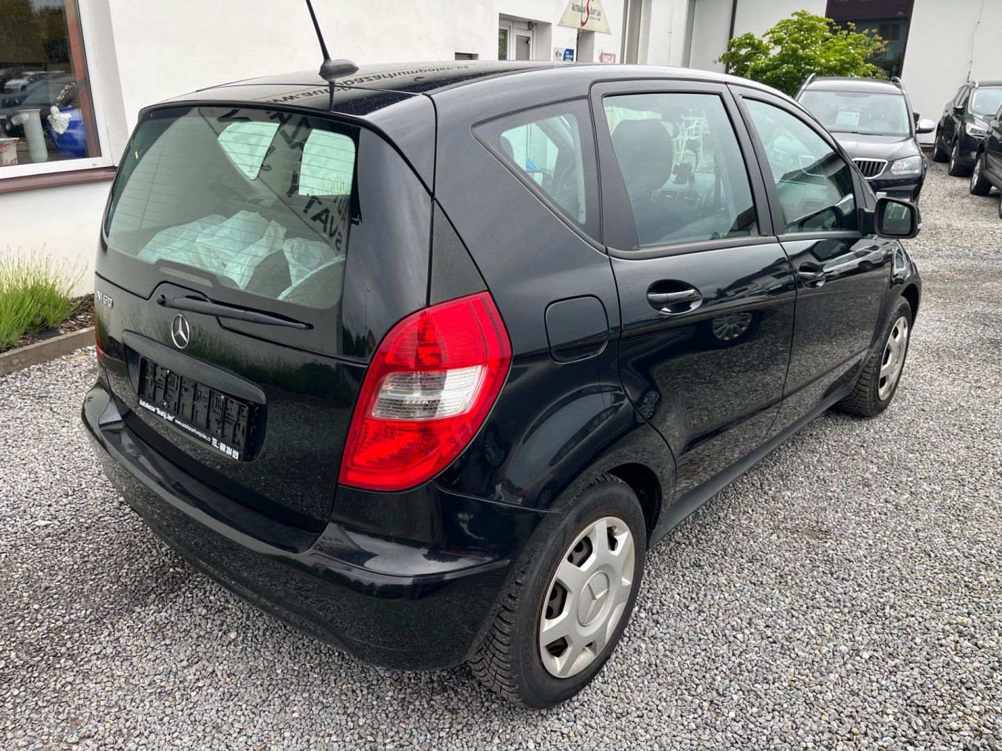 Mercedes-Benz Třídy A, 1.5 i - fotka 2