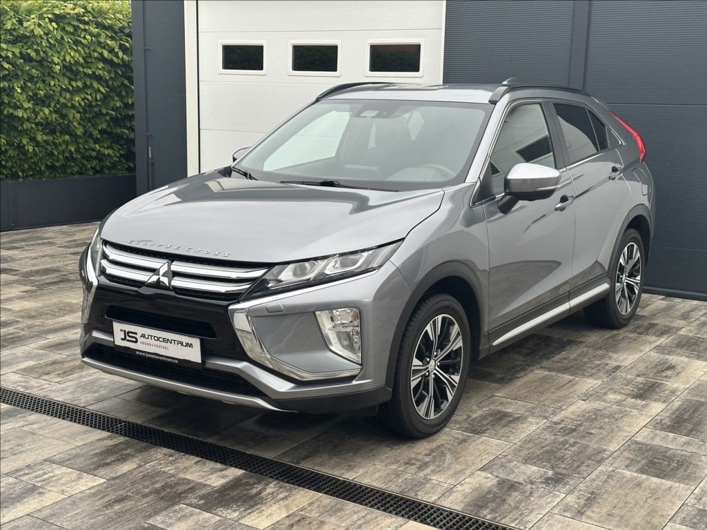 Mitsubishi Eclipse Cross, 2,2 DI-D 148PS Spirit+ A/T 4x4 - fotka 2