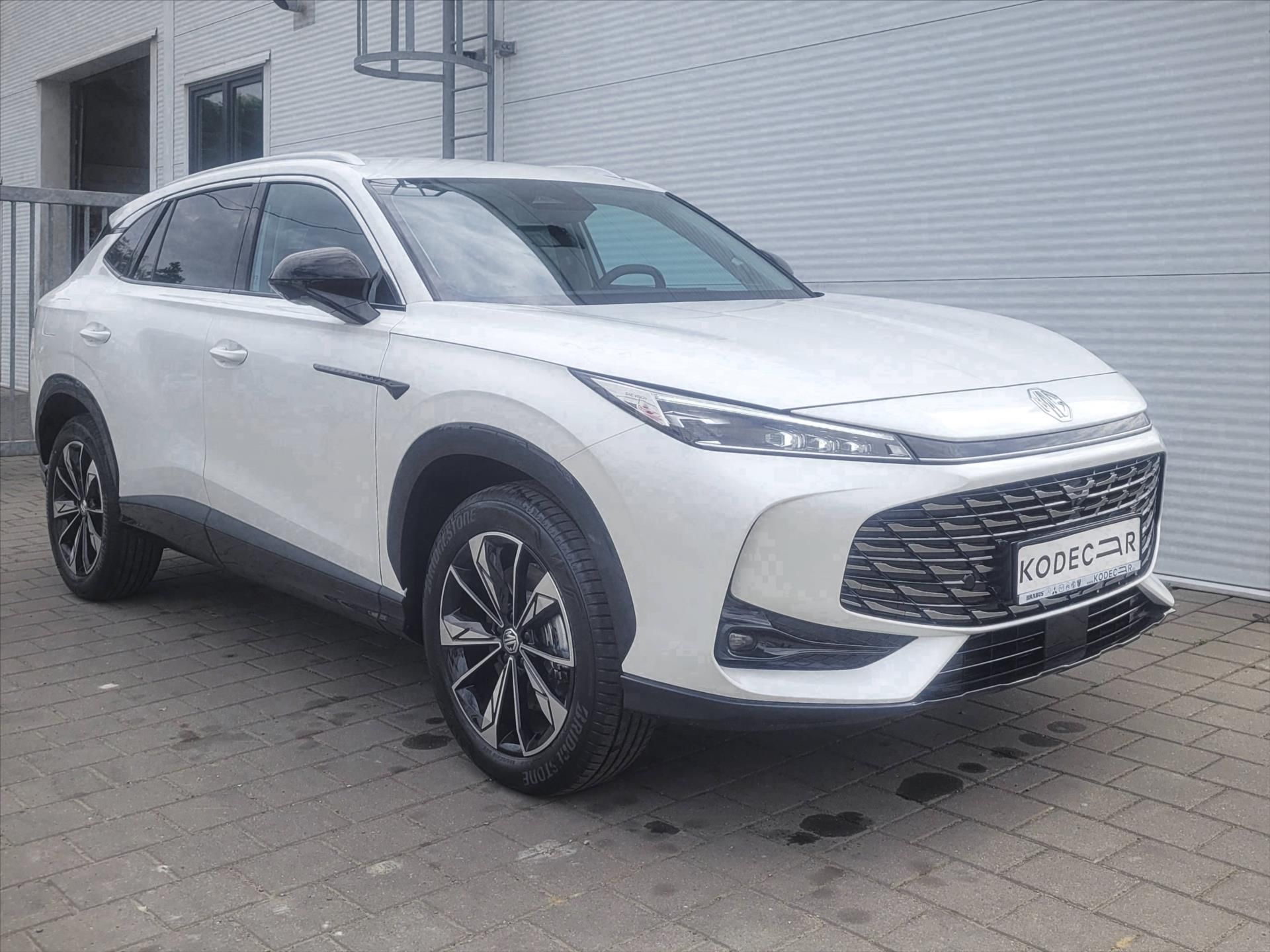 MG HS, 1,5 HEV 2AT 224k Emotion