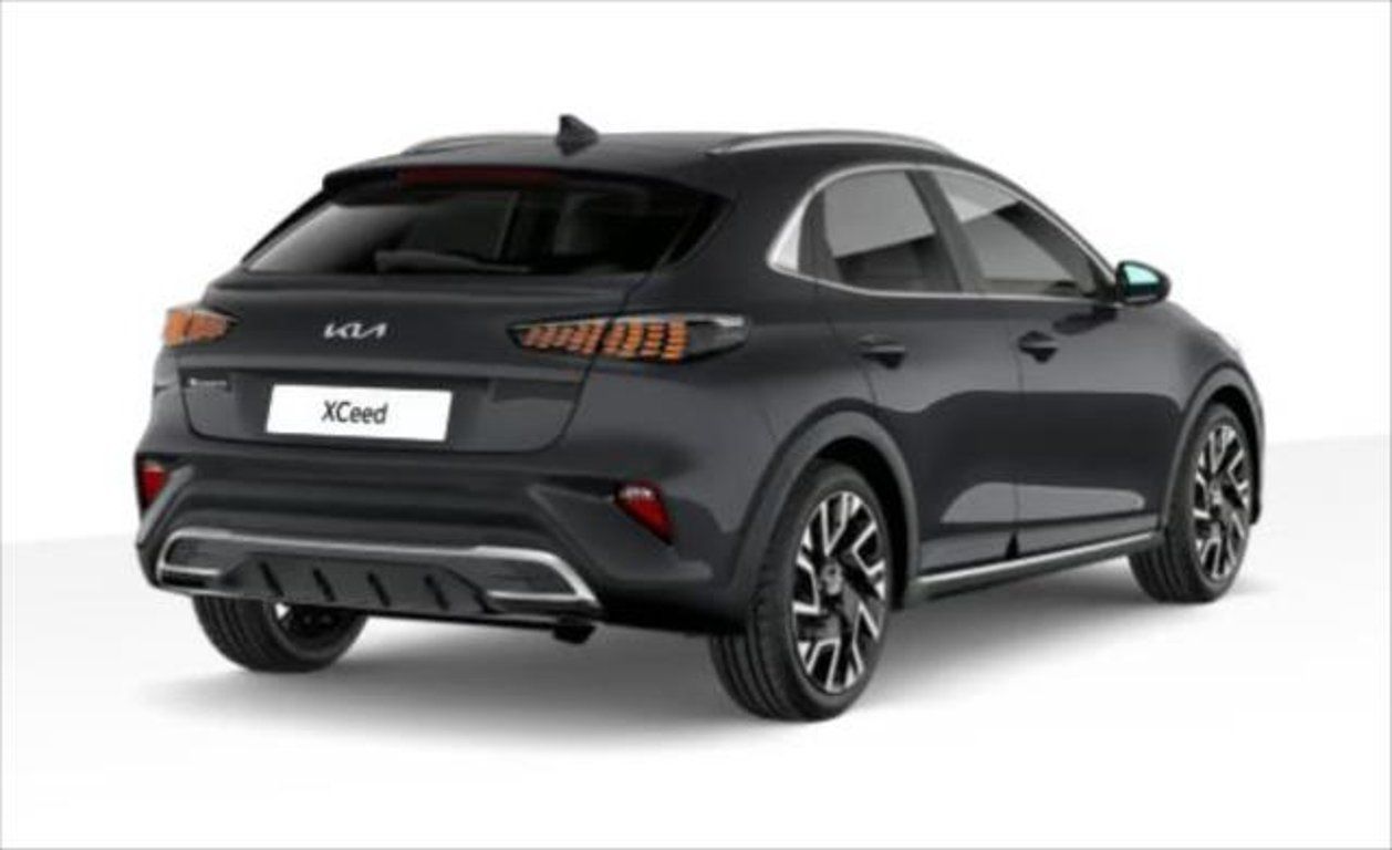 Kia XCee´d, XCeed CD 1,6 T-GDi GPF 7DCT - fotka 2