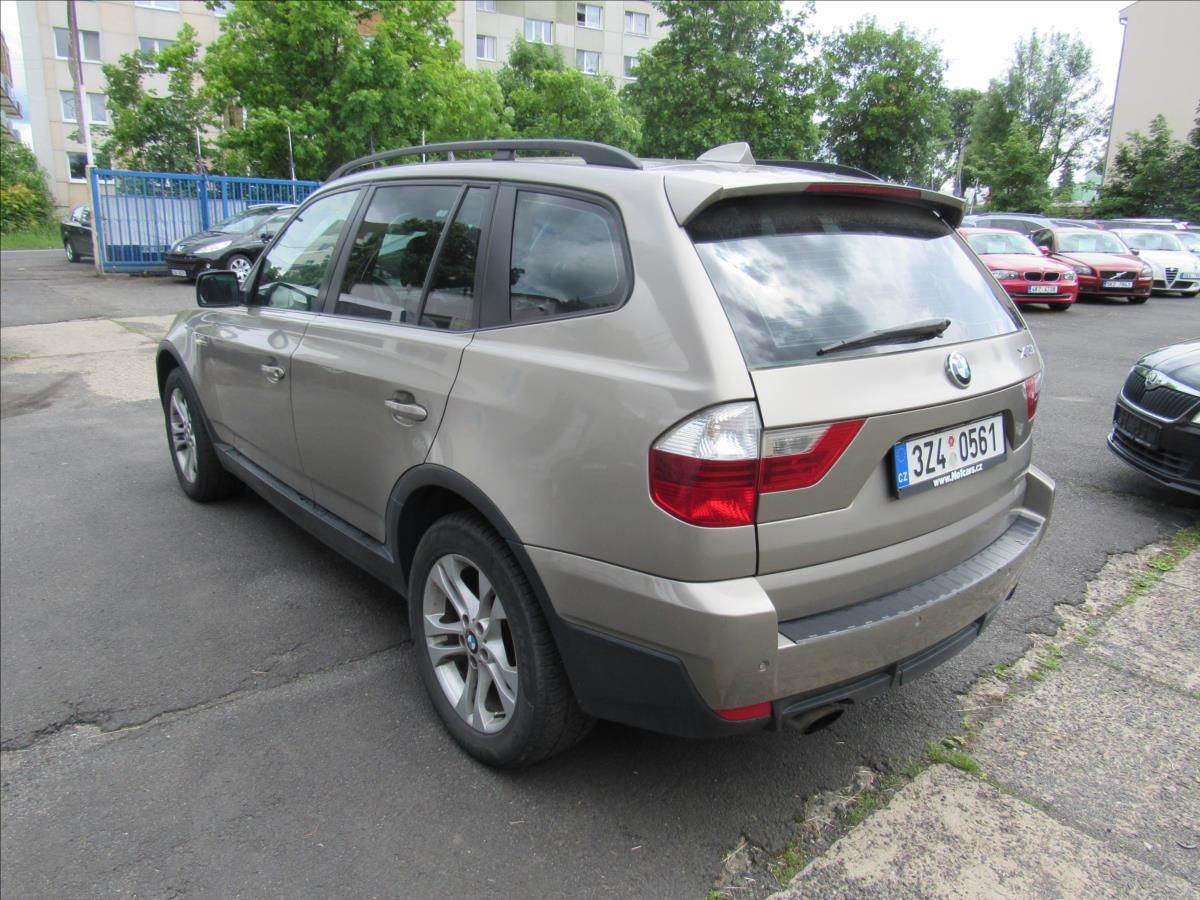 BMW X3, 2,0 d 130kW x-Drive Automat - fotka 4