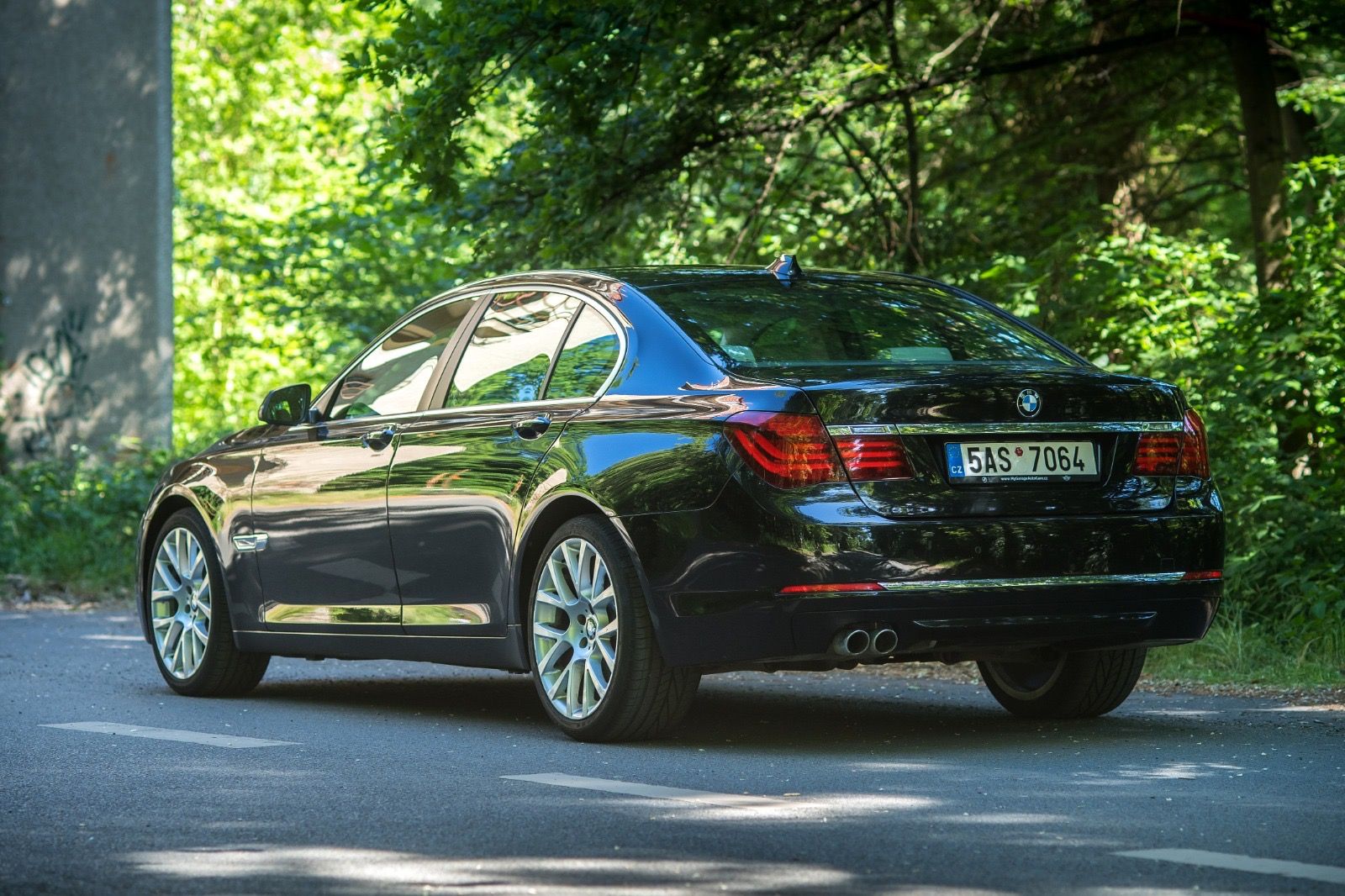 BMW Řada 7, BMW 730d F01 LCI - fotka 3