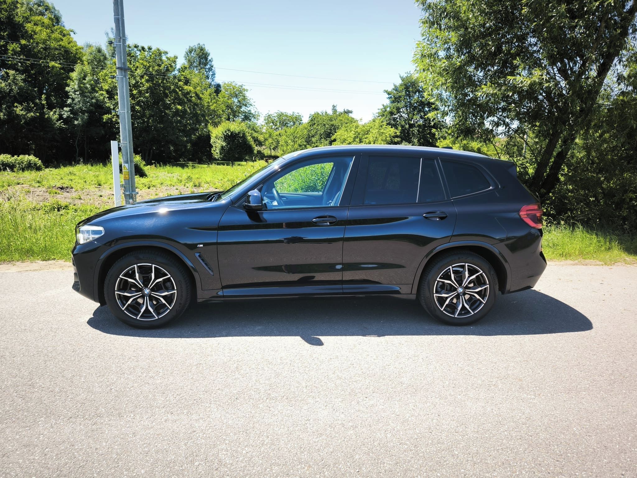 BMW X3, 2,0d xDrive, M-packet, 140 Kw - fotka 2