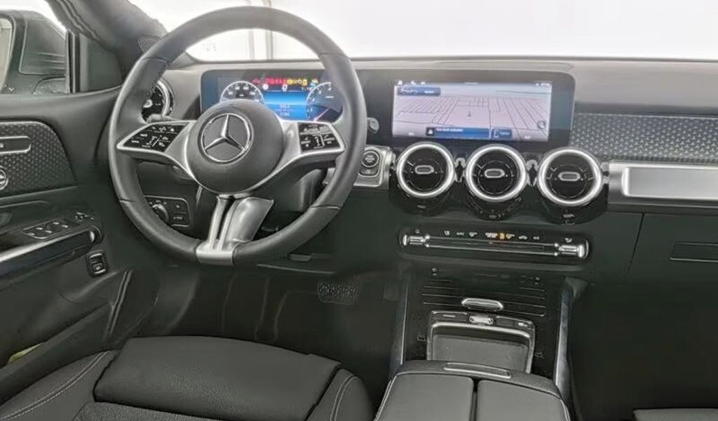 Mercedes-Benz GLB, 250 4M*360°*Distronic - fotka 5