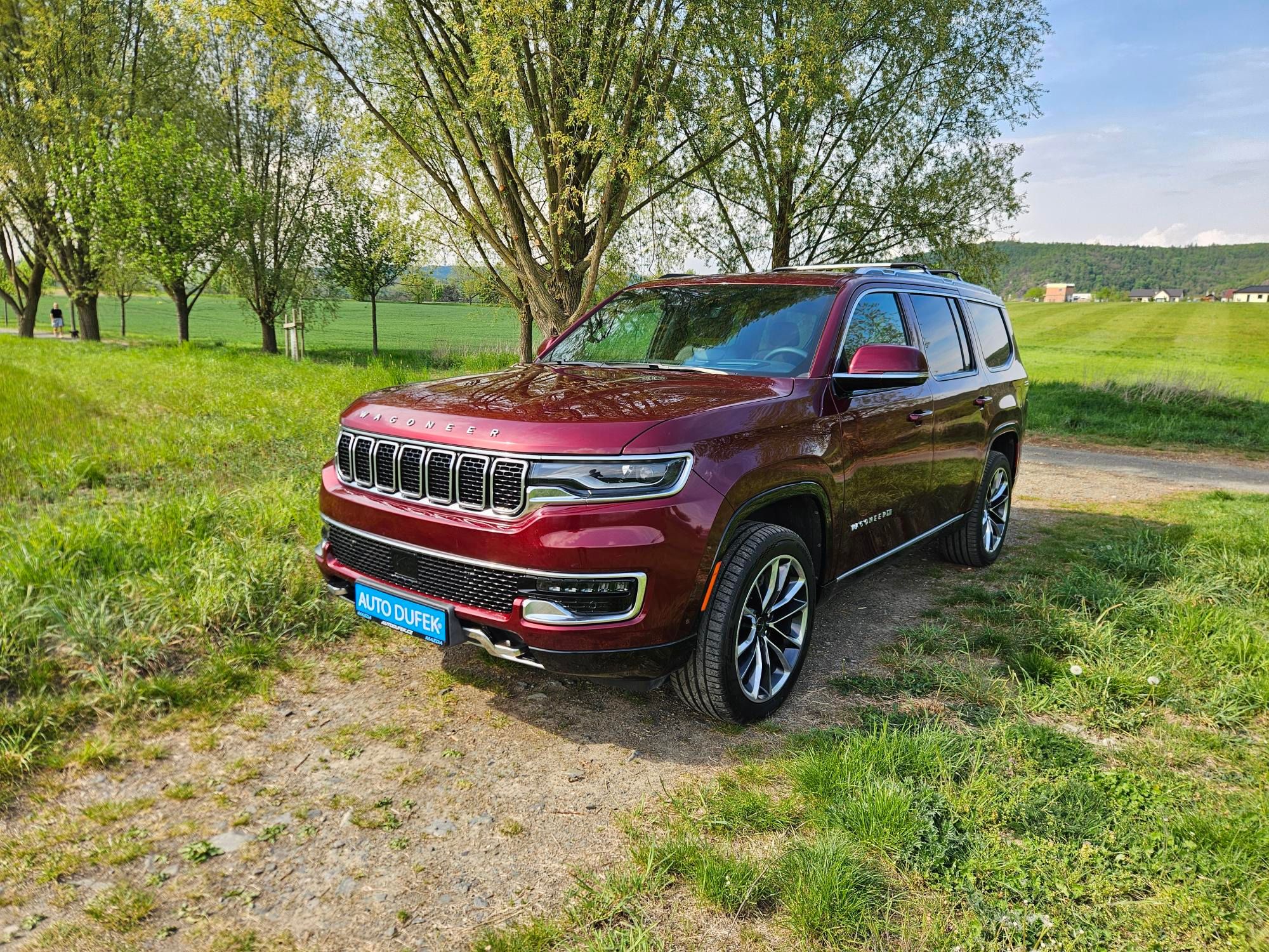 Jeep Wagoneer, 5,7 V8 Series III 8míst, DPH - fotka 3