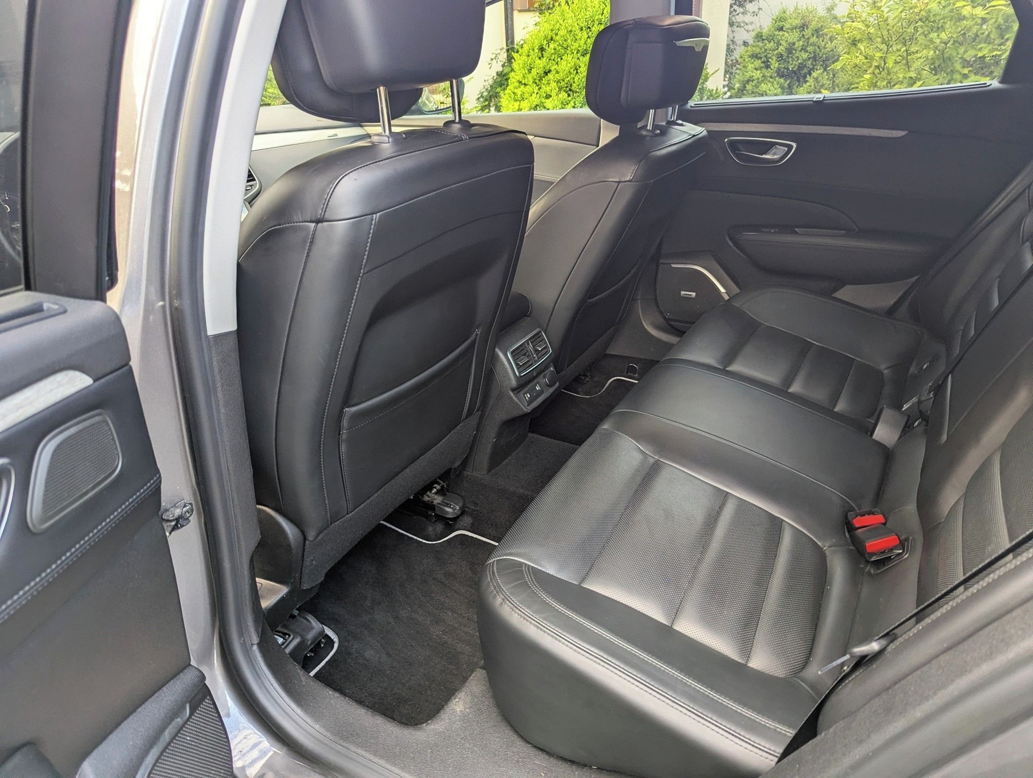 Renault Talisman, Initiále Paris 4 control - fotka 3