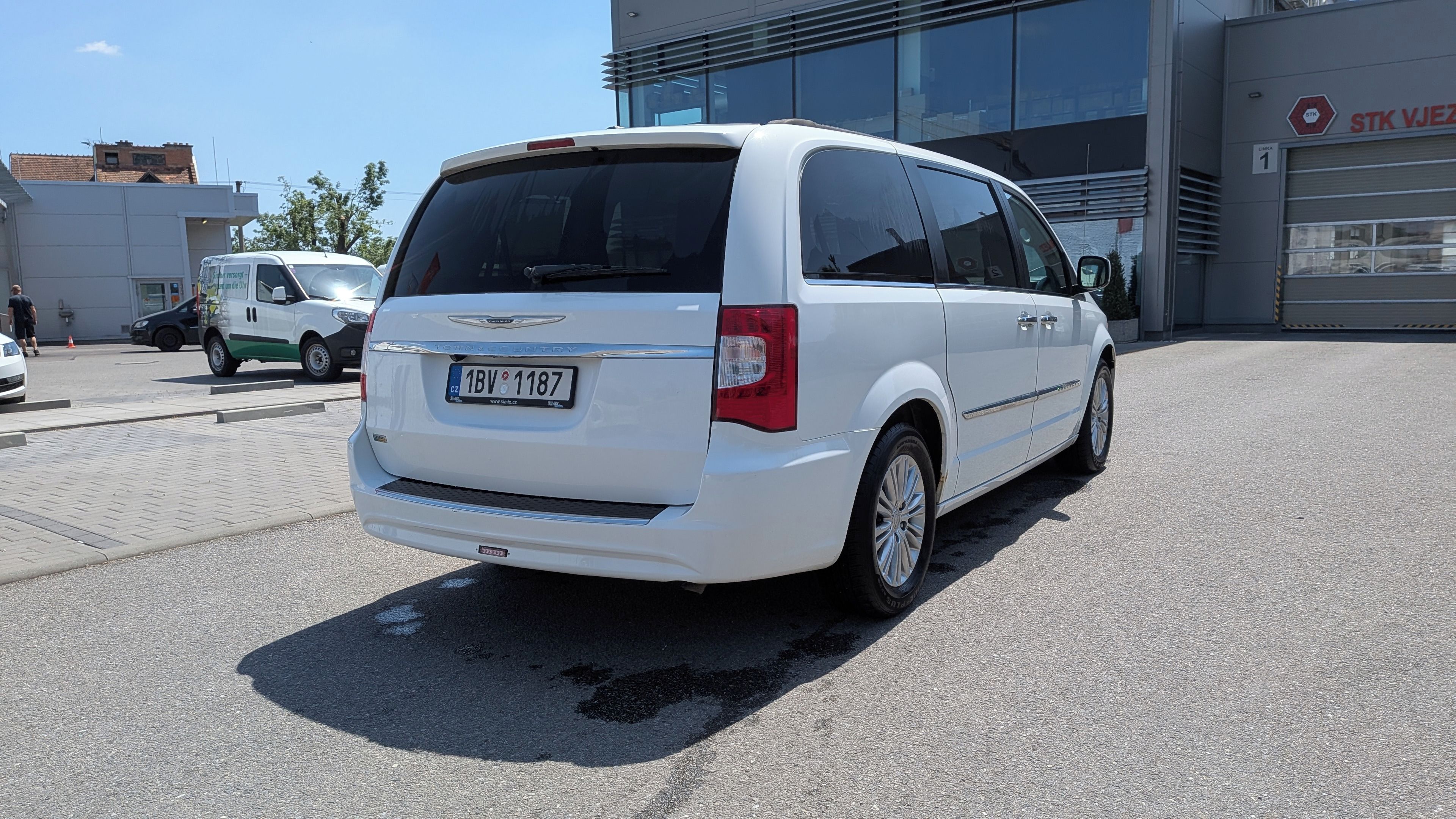Chrysler Town & Country - fotka 5