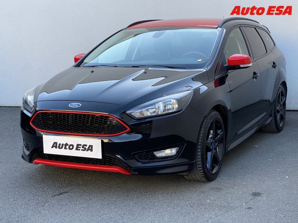 Ford Focus, 1.5 EcoBoost Turnier,navi - fotka 3