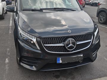 V300 d 174 kV servírované auto