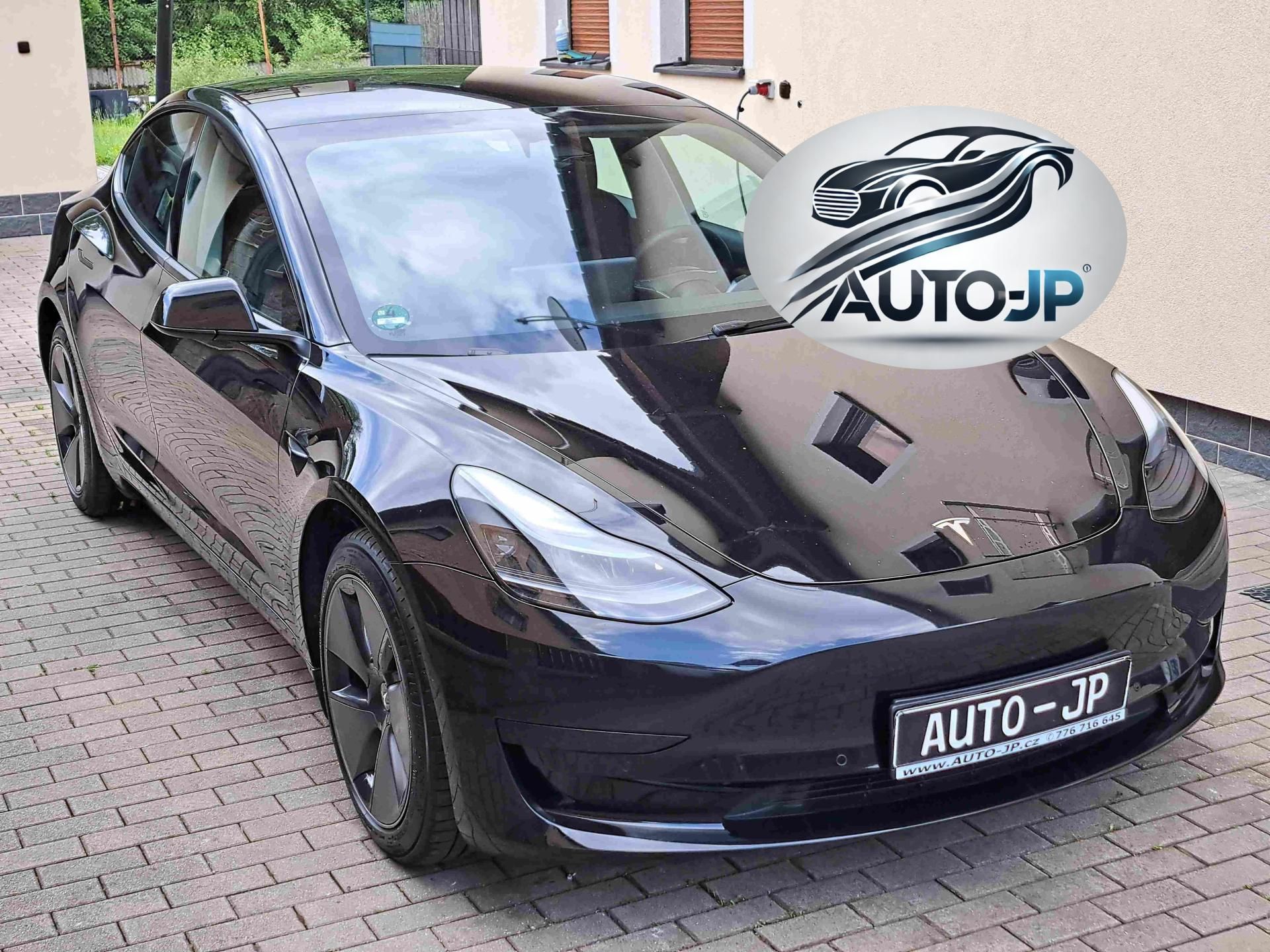 Tesla Model 3, RWD LED ACC       PŘIPRAVUJEME