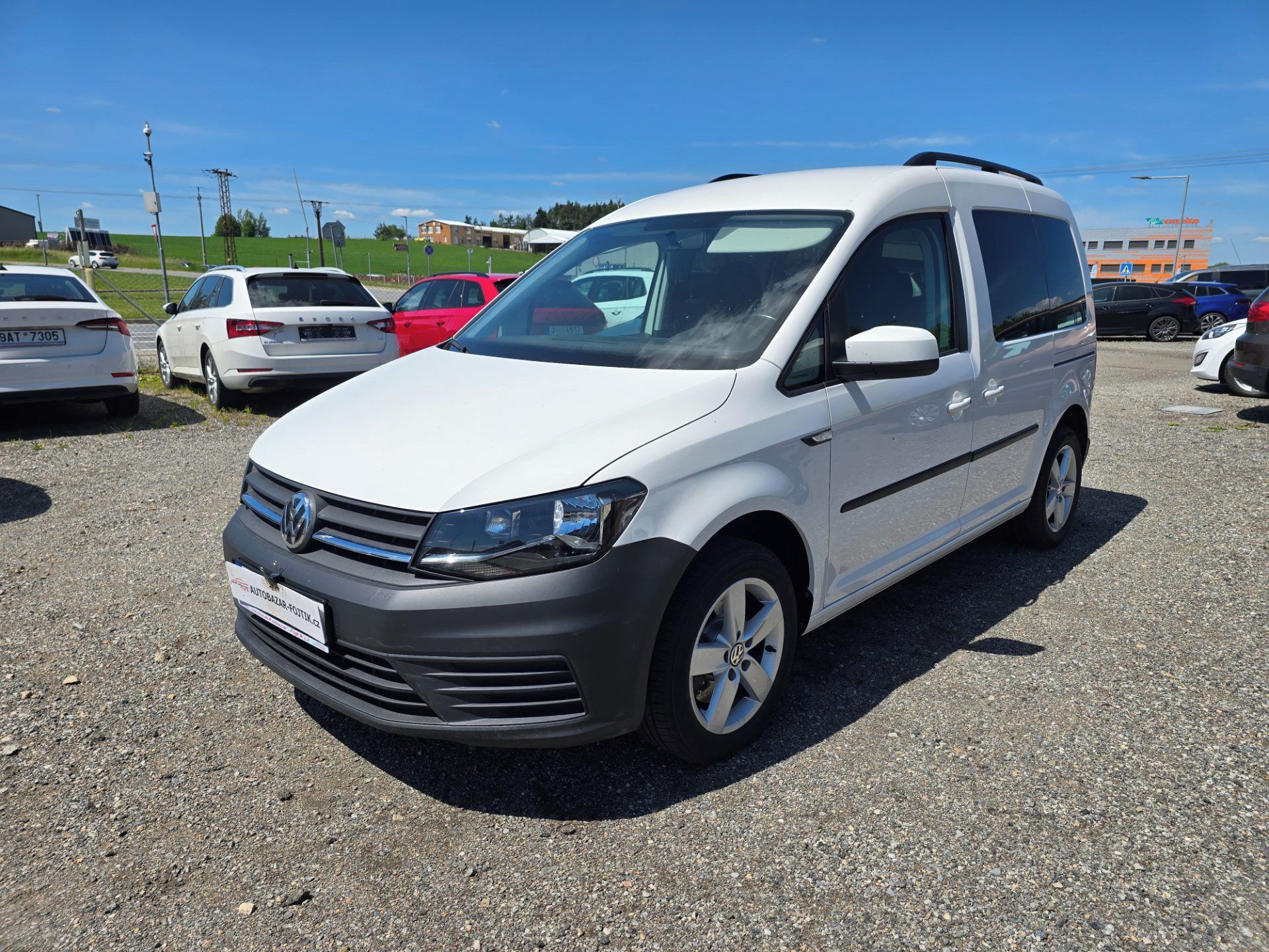 Volkswagen Caddy, 1.4 TSi 96KW Trend 5.dveř - fotka 3