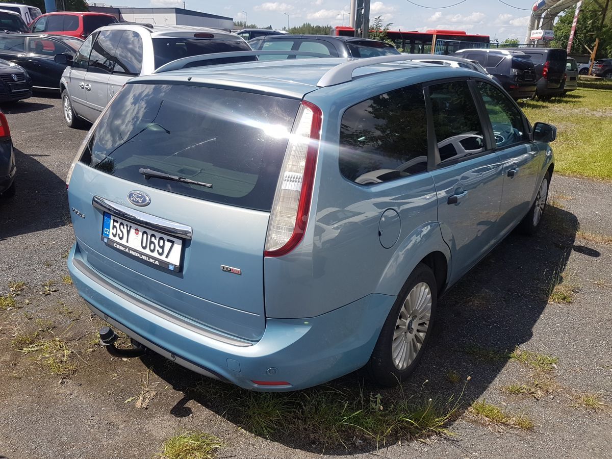 Ford Focus, 2.0TDCi 100KW 6RYCHLOSTÍ - fotka 6
