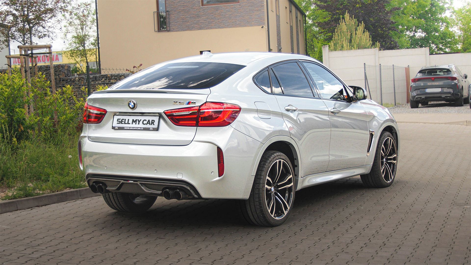 BMW X6, M 4,4/423kW xDrive ČR 360° - fotka 5