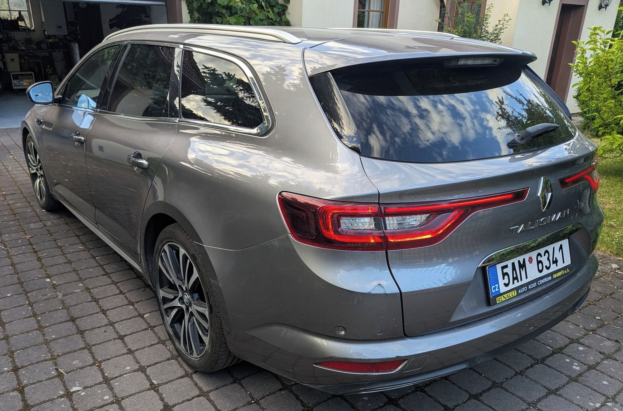 Renault Talisman, Initiále Paris 4 control - fotka 5