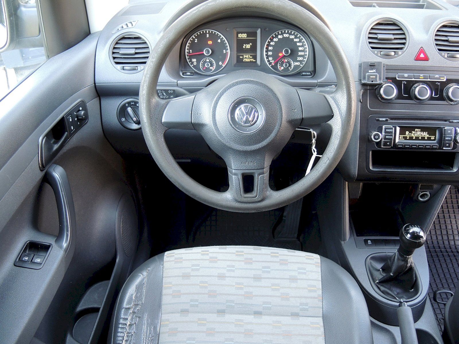 Volkswagen Caddy, 1.6 TDI 75kW BlueMotion - fotka 5