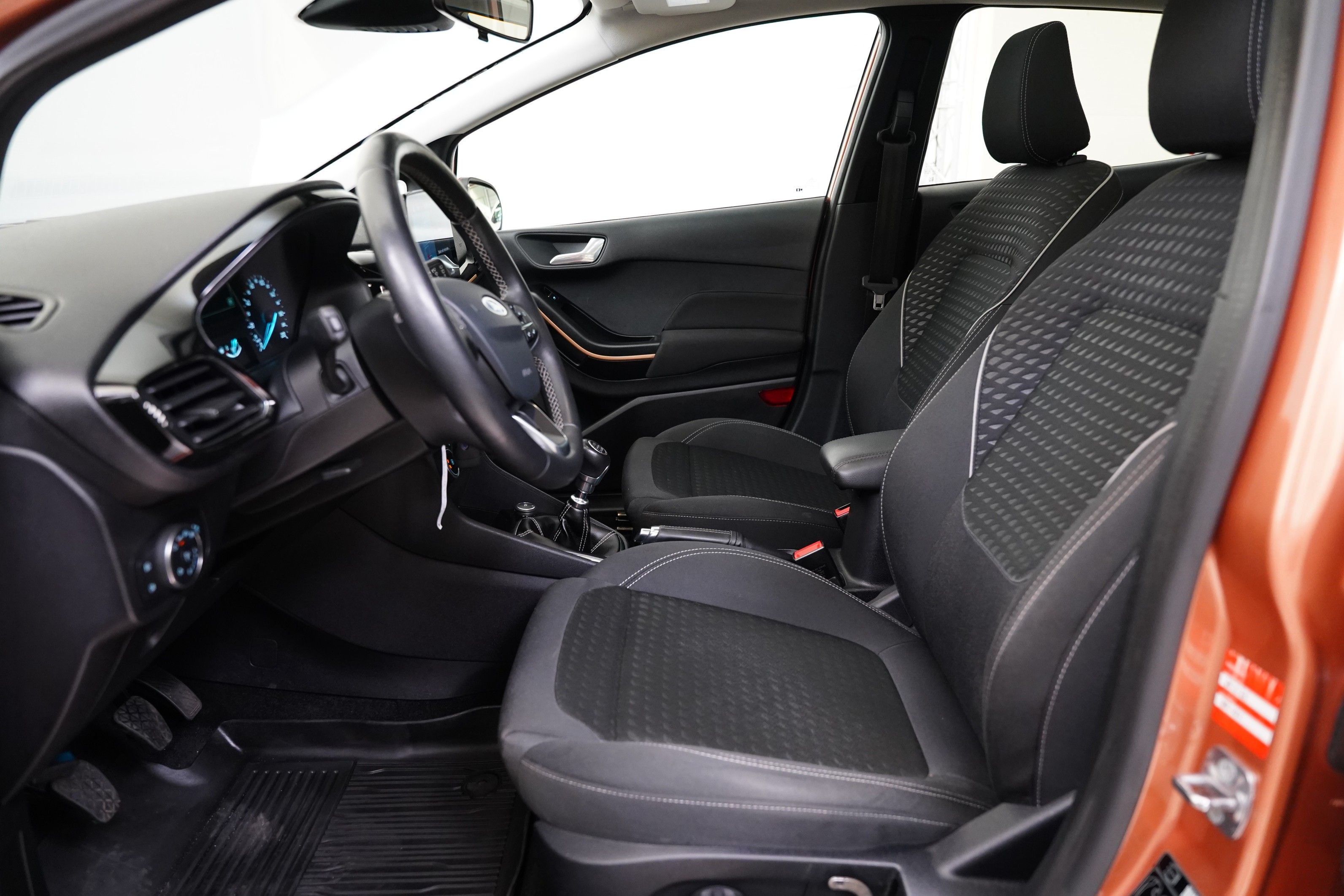 Ford Fiesta, 1.0 EcoBoost 74 kW Titanium - fotka 5