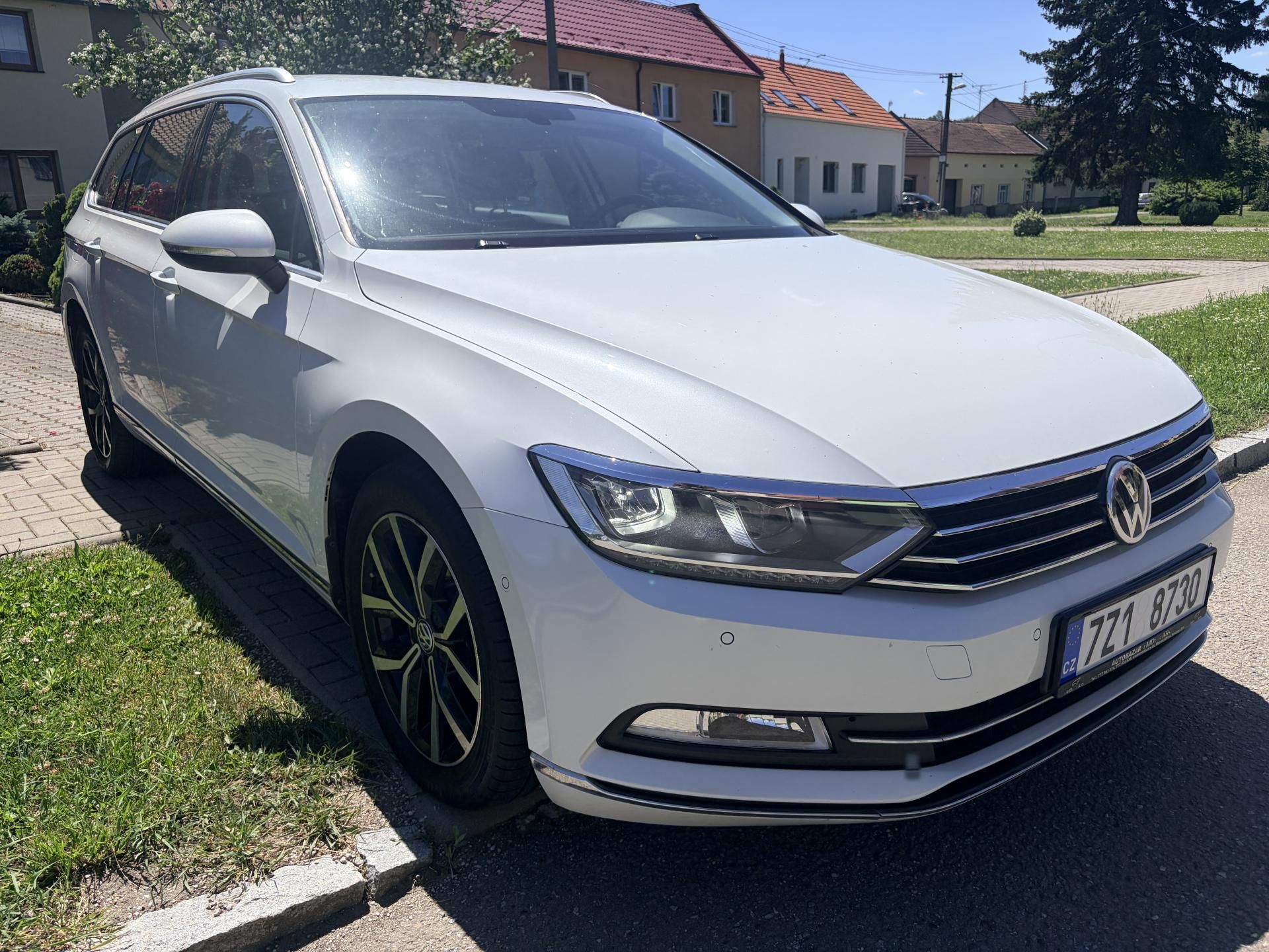 Volkswagen Passat, 2.0TDI 110KW HIGHLINE DSG LED - fotka 2