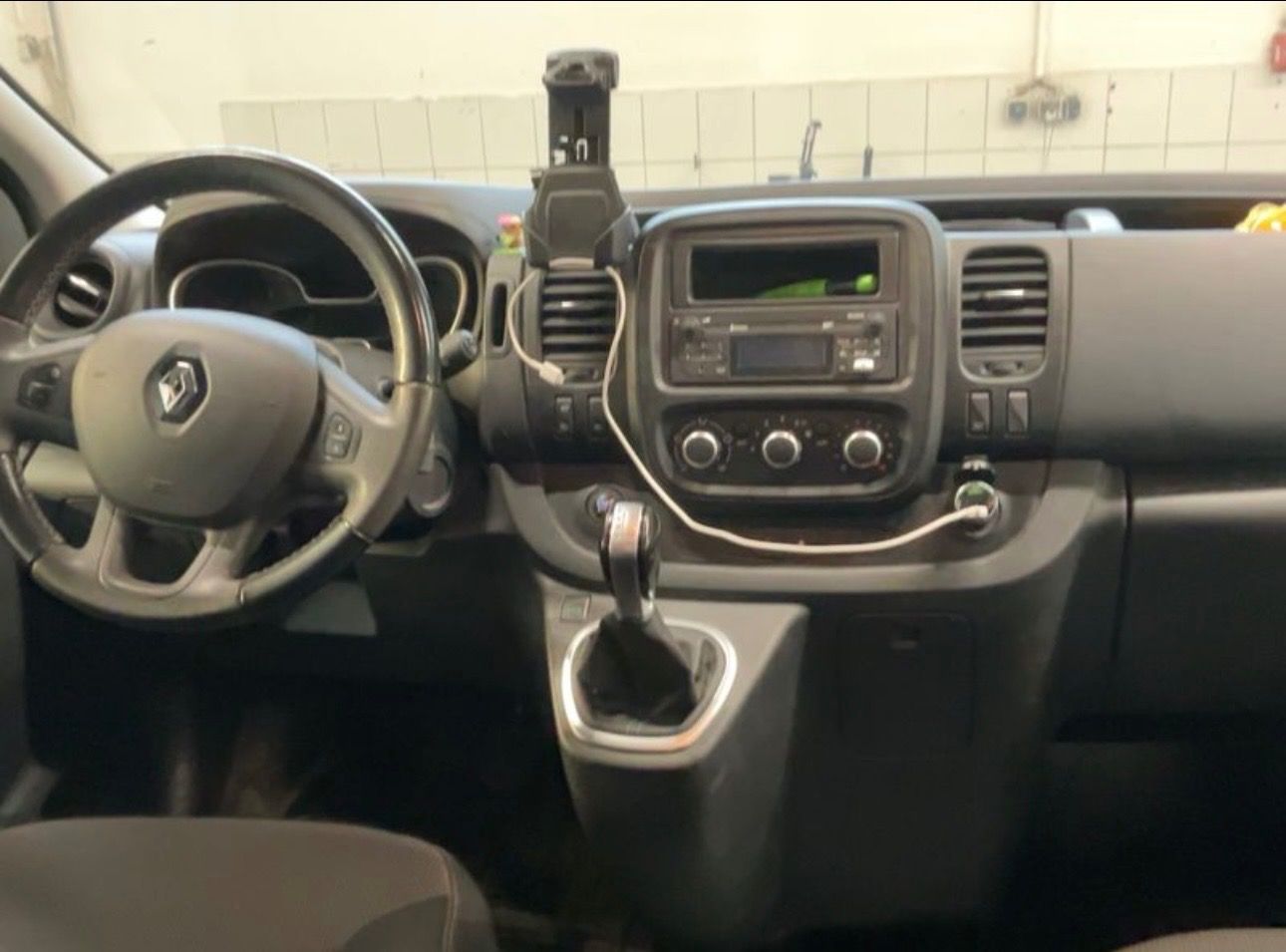 Renault Trafic, 2.0 dCi 107kW Automat - fotka 4