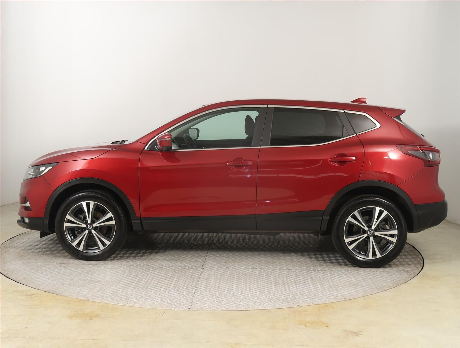 Nissan Qashqai, 1.3 DIG-T, Serv.kniha, Navi - fotka 3