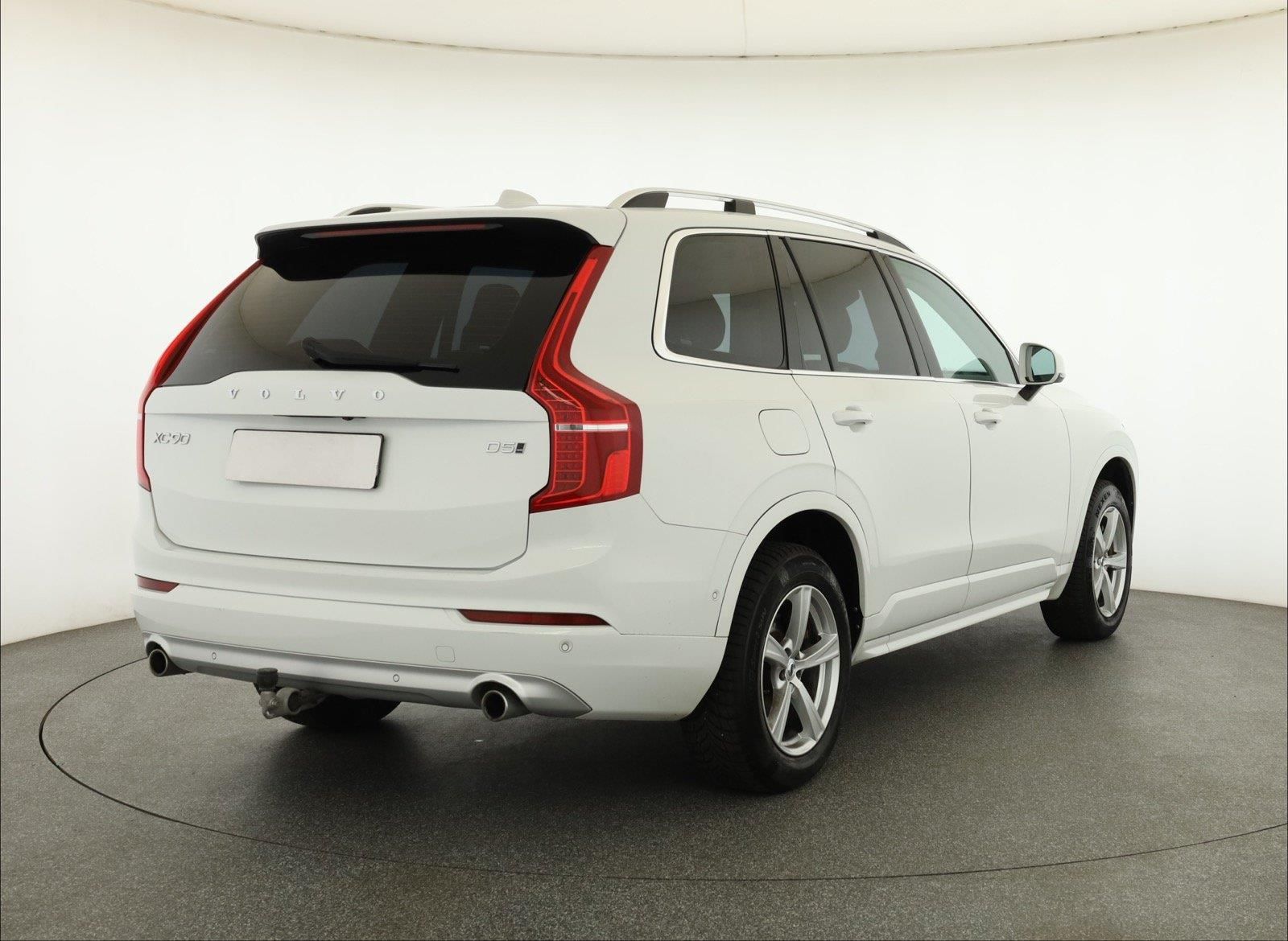 Volvo XC90, D5 AWD, 4X4, Automat - fotka 5