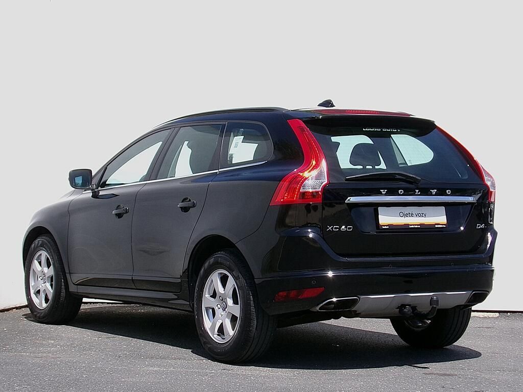 Volvo XC60, D4 Momentum 2.0 . 140 kW - fotka 6