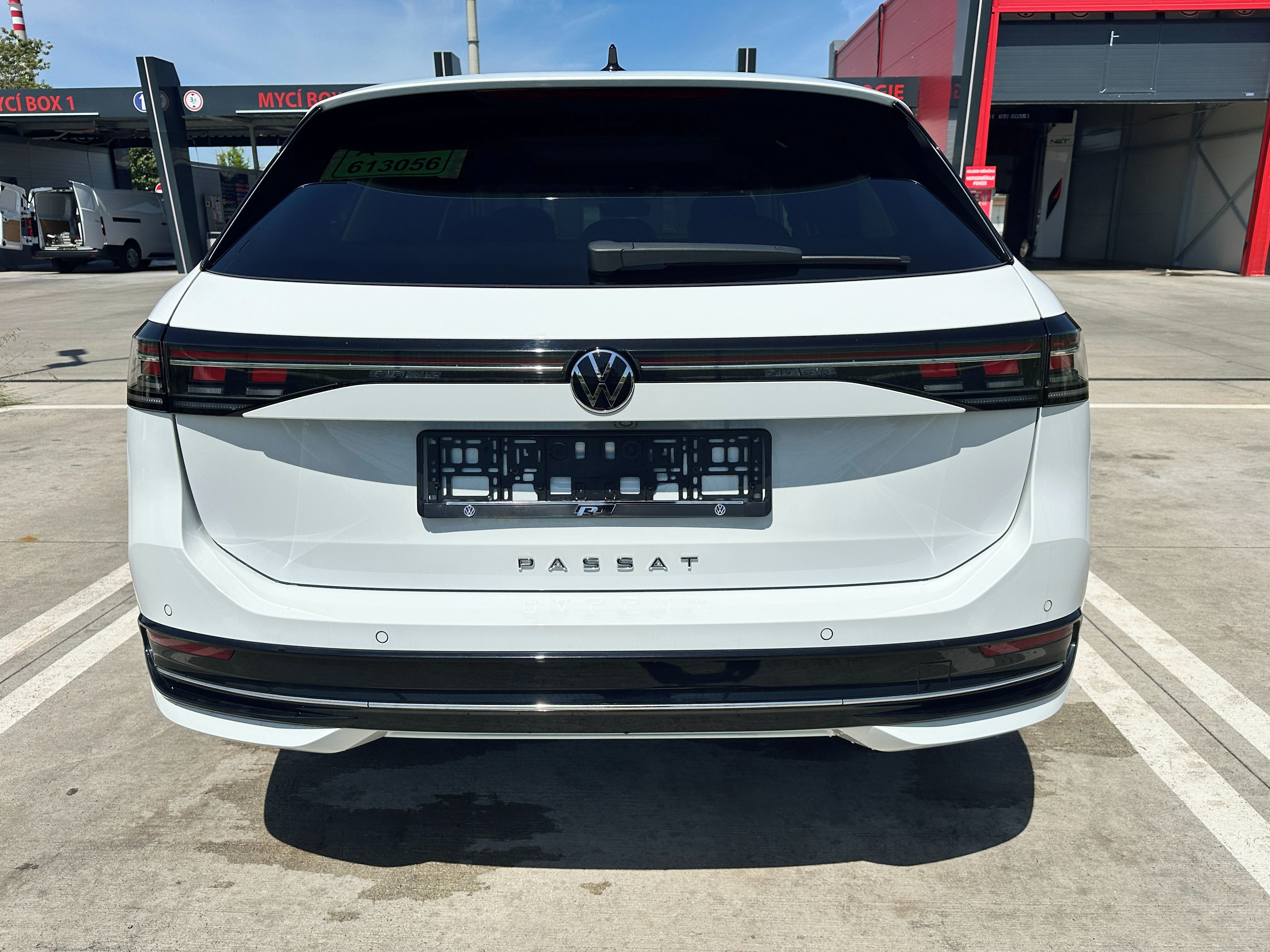 Volkswagen Passat, VOLKSWAGEN PASSAT B9 2,0 TDI - fotka 5
