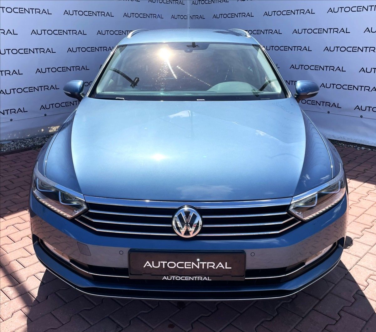 Volkswagen Passat, 2,0 2,0TDi,140kW,DSG,ČR - fotka 2