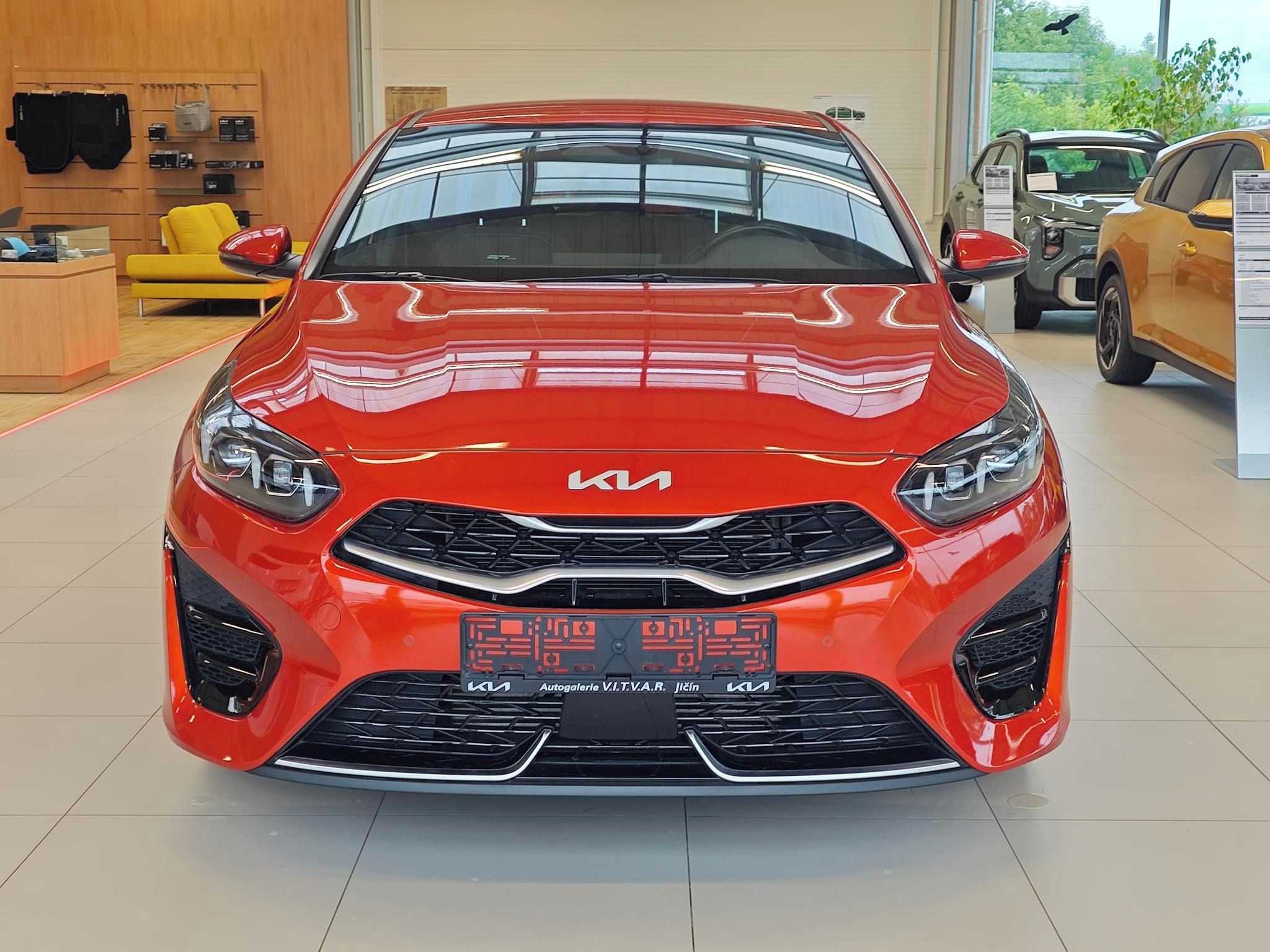 Kia ProCeed, 1,5 TGDi 103 kW GT Line - fotka 2