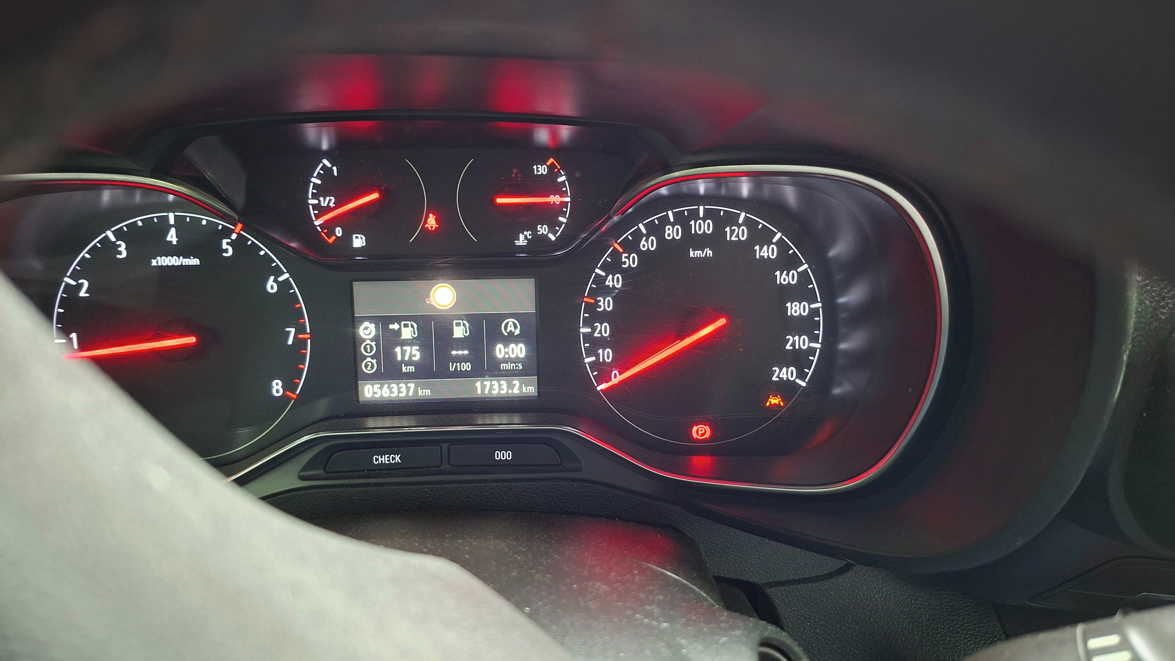 Opel Combo, 1,2 benzín, servisováno, 1.maj - fotka 4