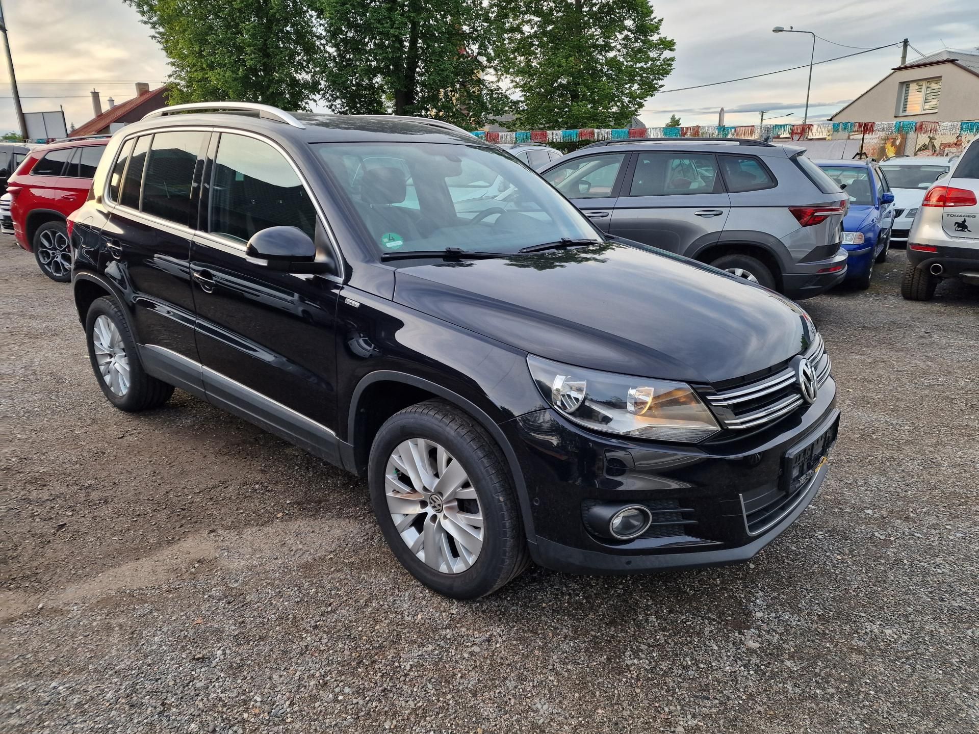 Volkswagen Tiguan, 2,0TDI 4x4 LIFE NAVI TZ - fotka 3