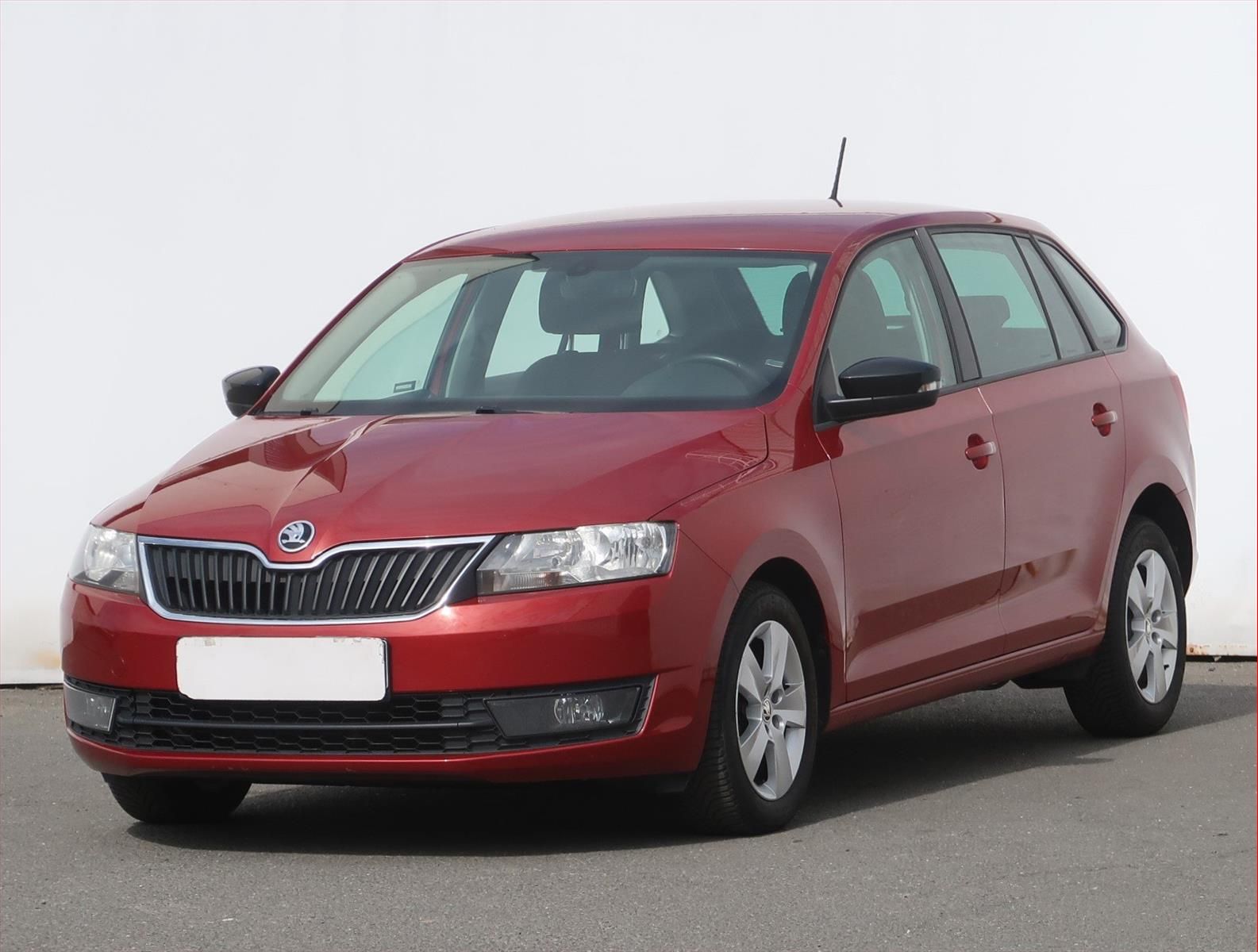 Škoda Rapid, 1.4 TDI, Spaceback - fotka 2