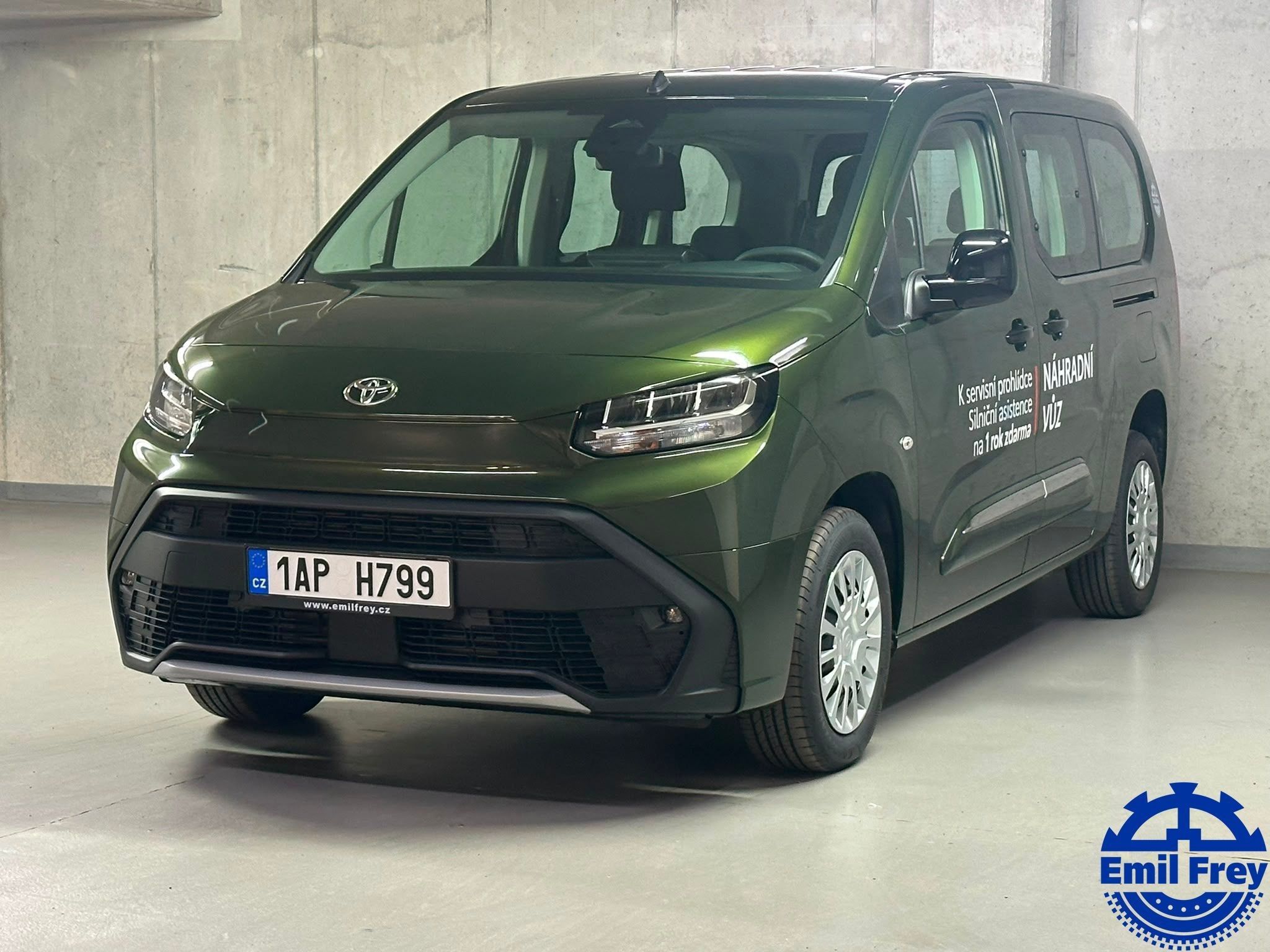 Toyota Proace City Verso, 1.2,Passenger,Business 7S Tail