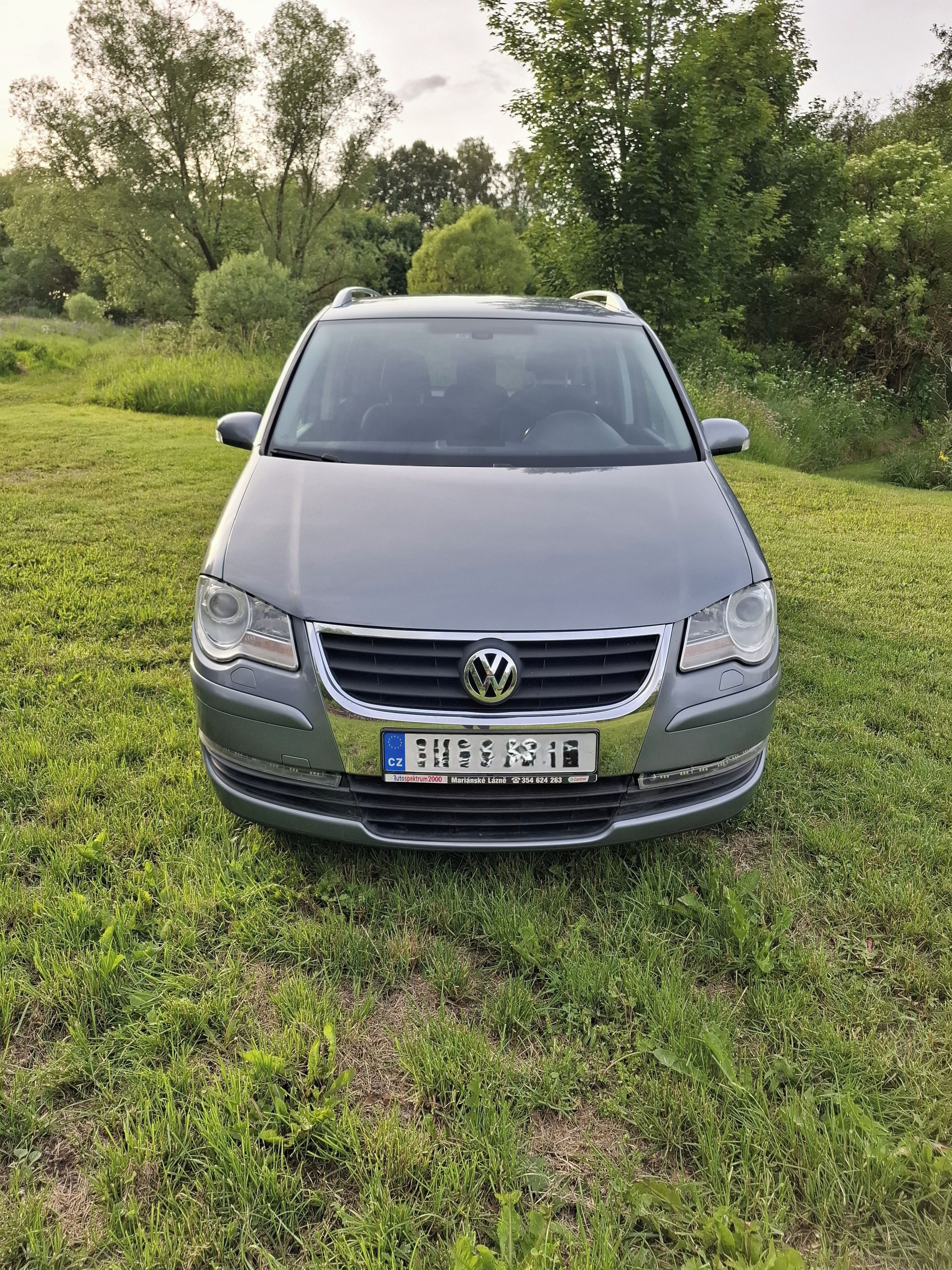 Volkswagen Touran, Volkswagen Touran 1.9 TDI, 77