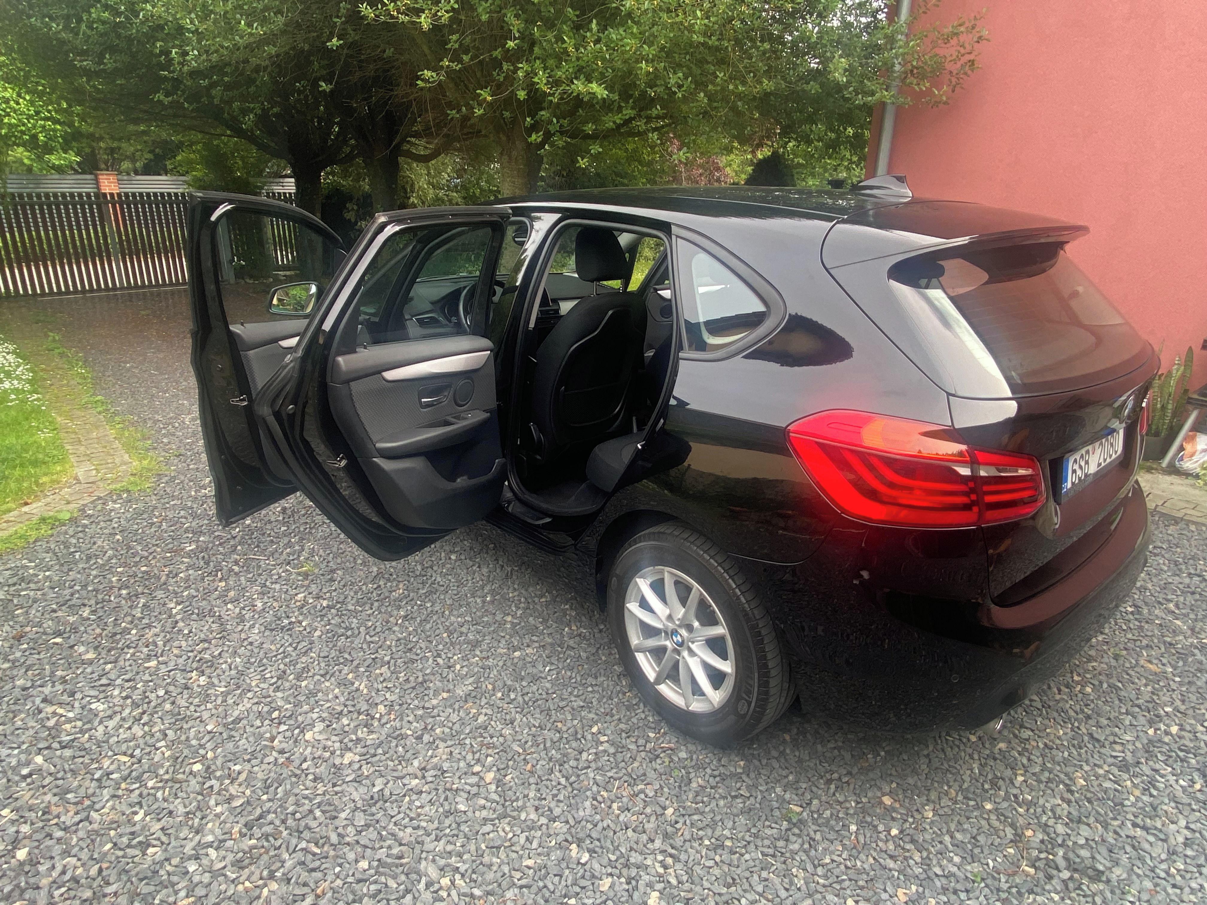 BMW Řada 2, BMW 218D, servisovano - fotka 4