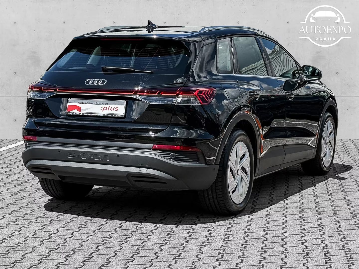 Audi Q4, 45 - fotka 2
