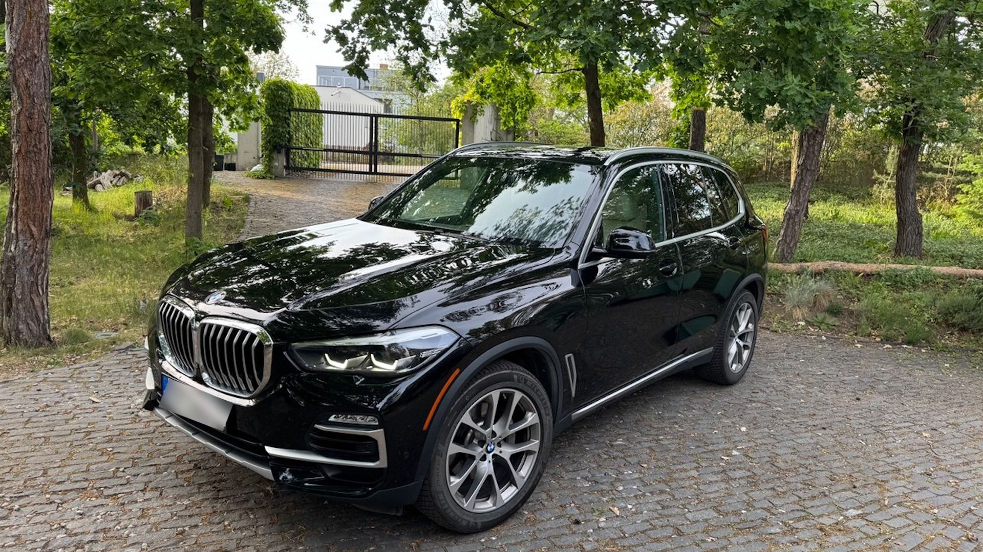BMW X5, 3L B58 Benzin - Servisováno