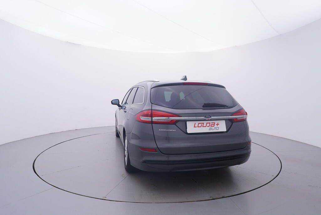 Ford Mondeo, Titanium 2.0 110 kW - fotka 4
