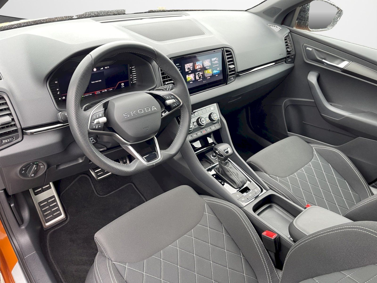 Škoda Karoq, 1.5 TSI 110kW DSG SportLine - fotka 5