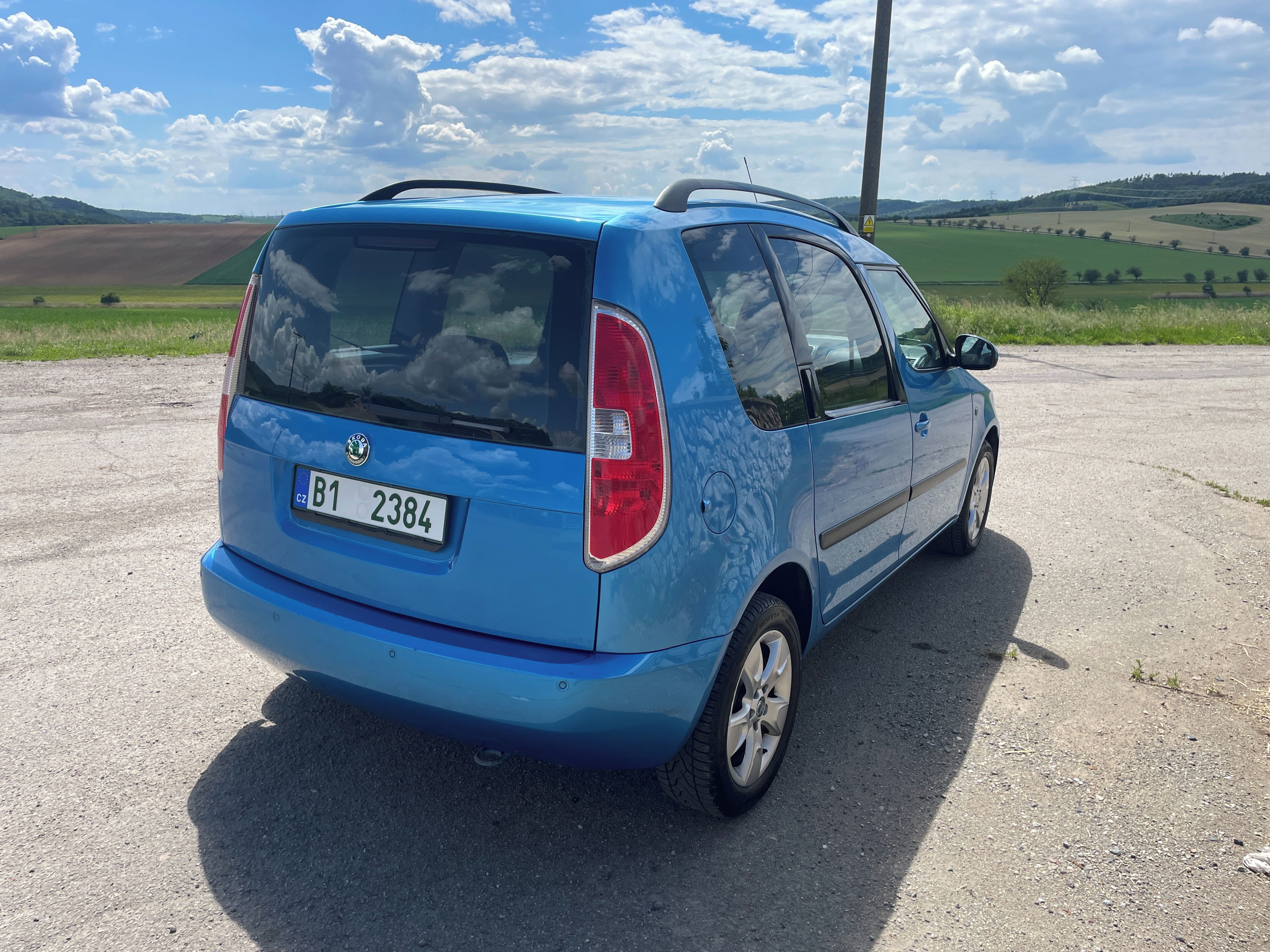 Škoda Roomster, 1.6i po servisu bez koroze - fotka 6