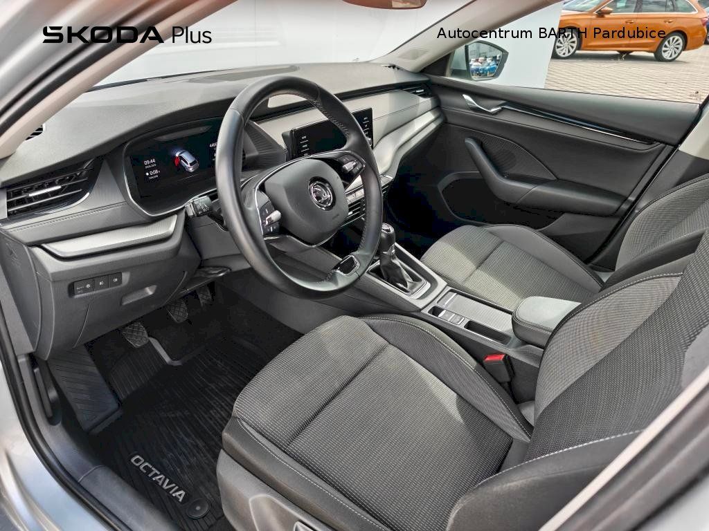 Škoda Octavia, Combi / 2,0 TDI / 85 kW / Ambi - fotka 5